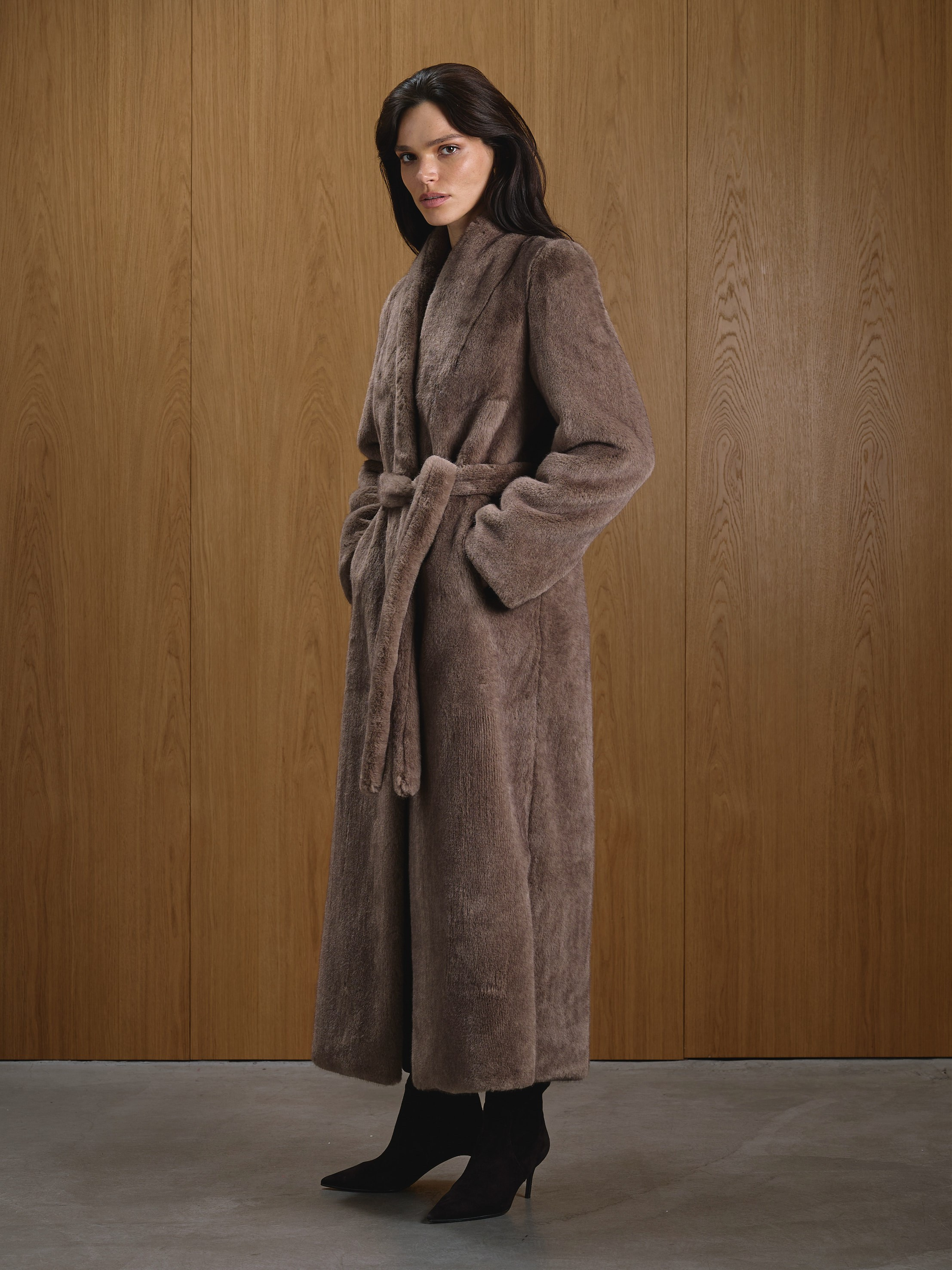 Лукбук для бренда Sheily. Фотограф для брендов в Москве Ксения Чупрунова