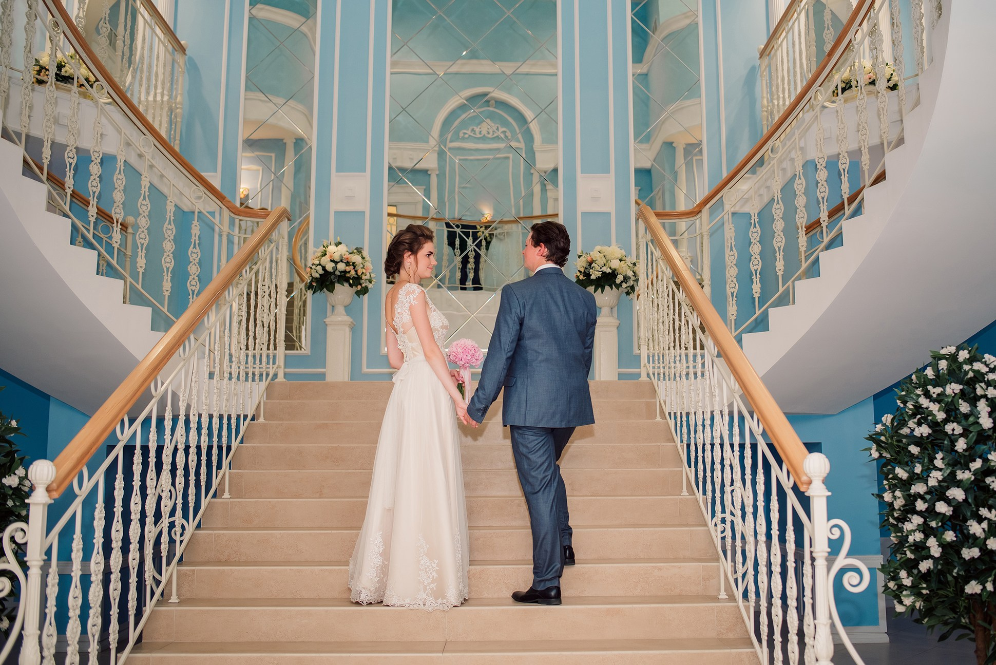 Даша и Паша. Южно-Приморский парк. Семейный и Свадебный фотограф. Санкт-Петербург. Пушкин