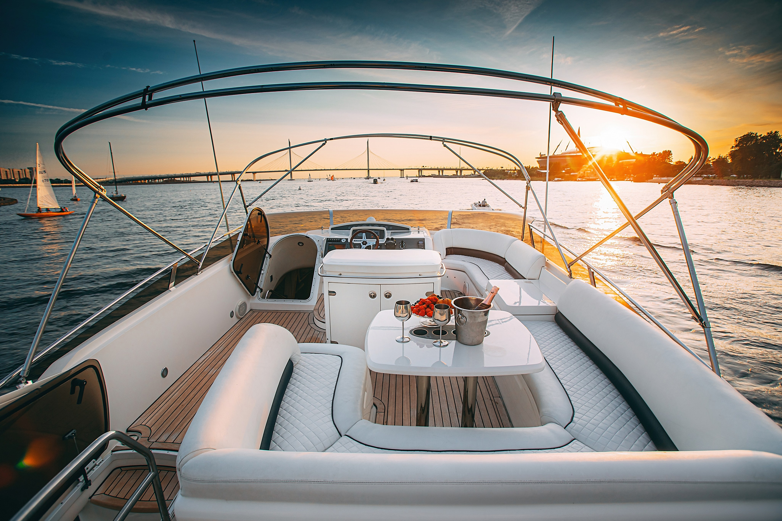 Яхта Princess 57 Esperanza. SPB Rent Boats|аренда катеров и теплоходов