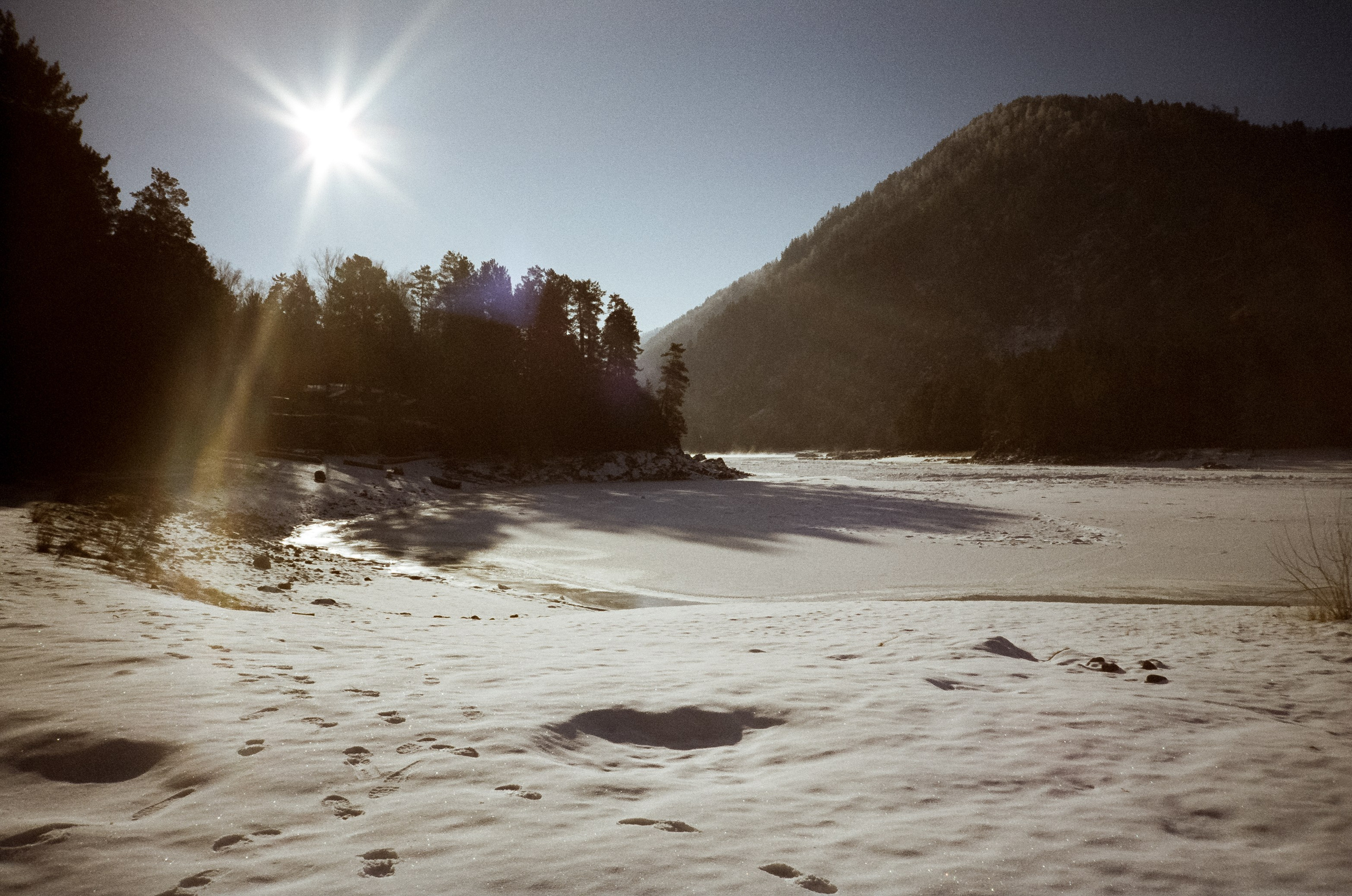Кызыл-Таш. Зимний пляж. Фотограф-документалист Мария Осокина