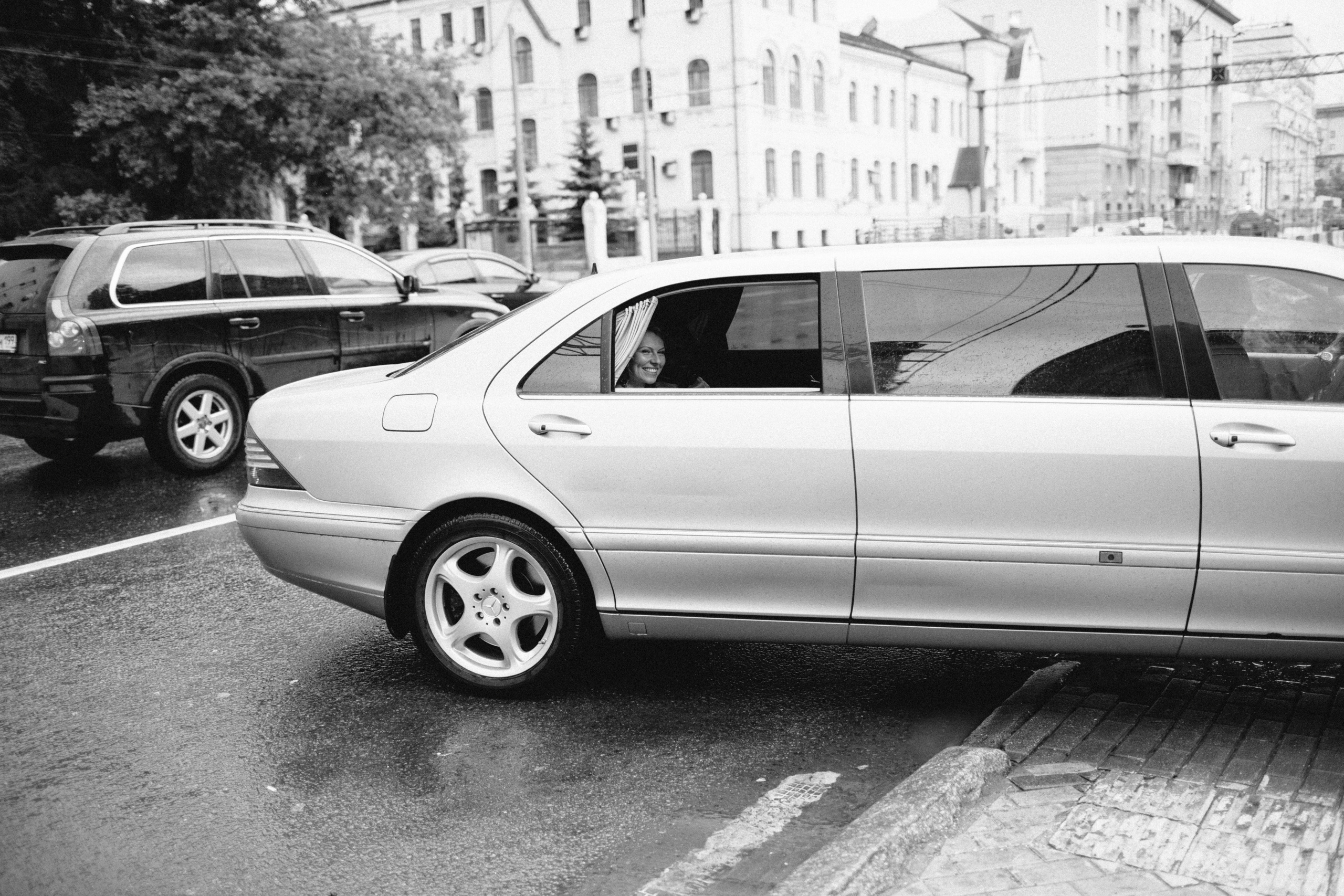 Дыхание прохладного лета. Свадебные и семейные фотографы в Москве Максим и Оксана Первомай