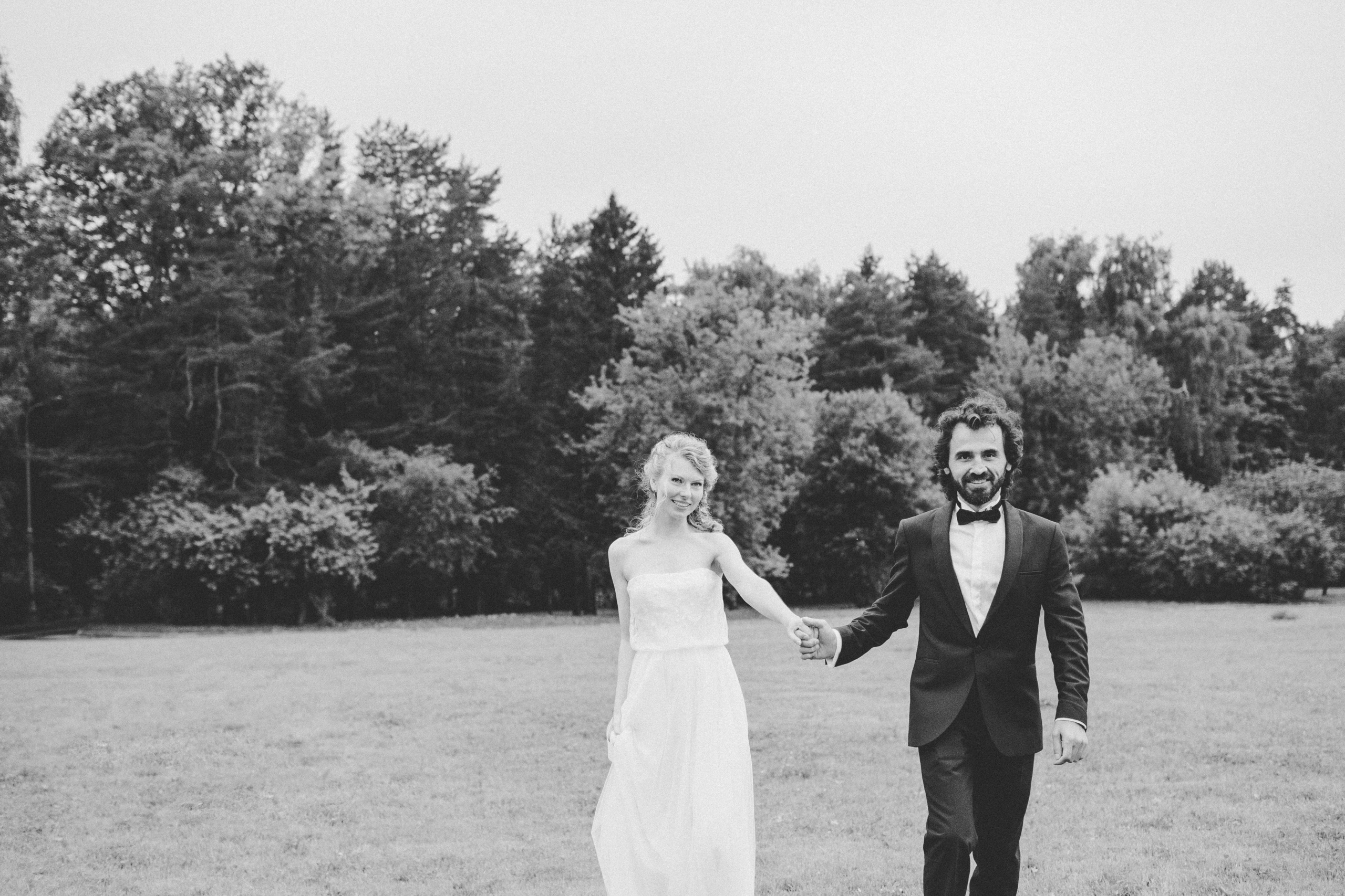 Дыхание прохладного лета. Свадебные и семейные фотографы в Москве Максим и Оксана Первомай