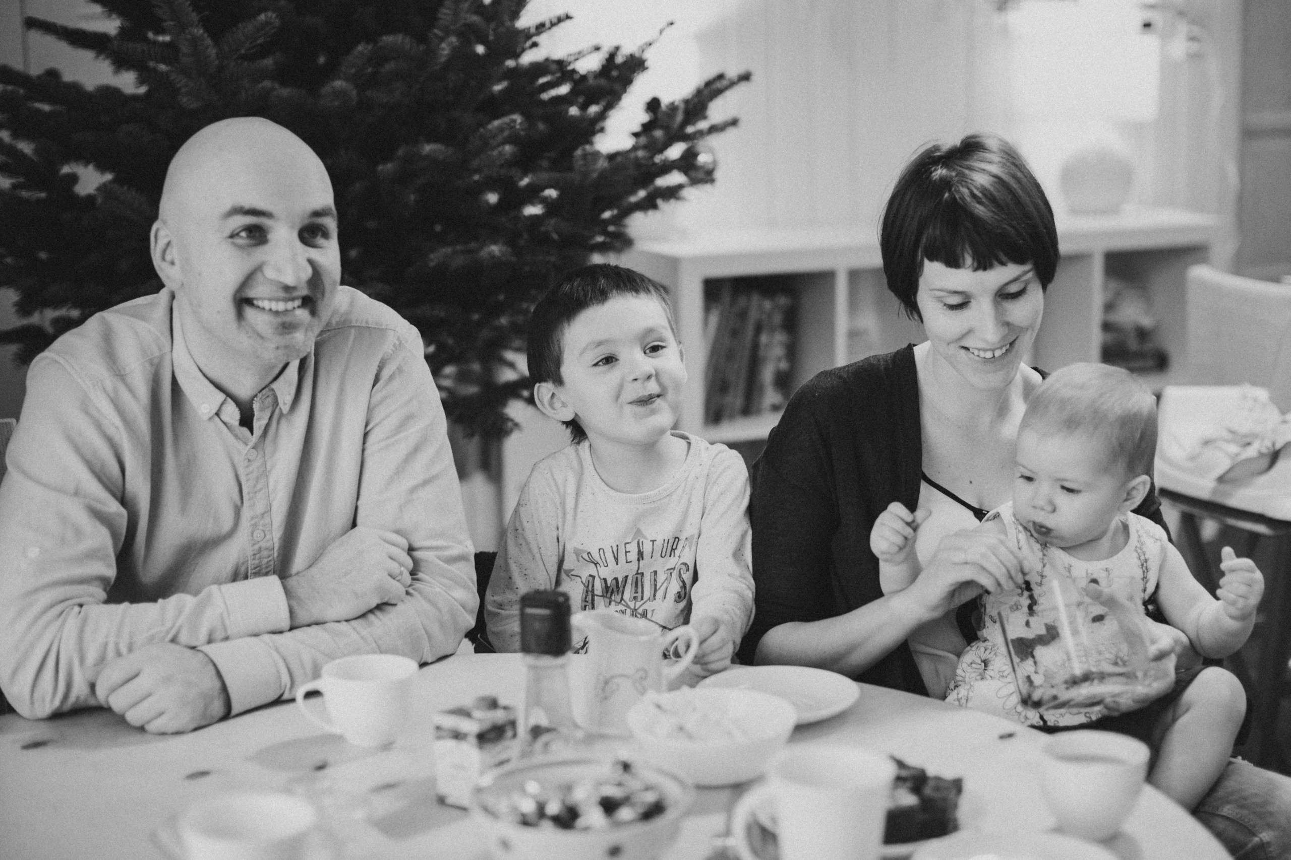 Время года зима. Свадебные и семейные фотографы в Москве Максим и Оксана Первомай