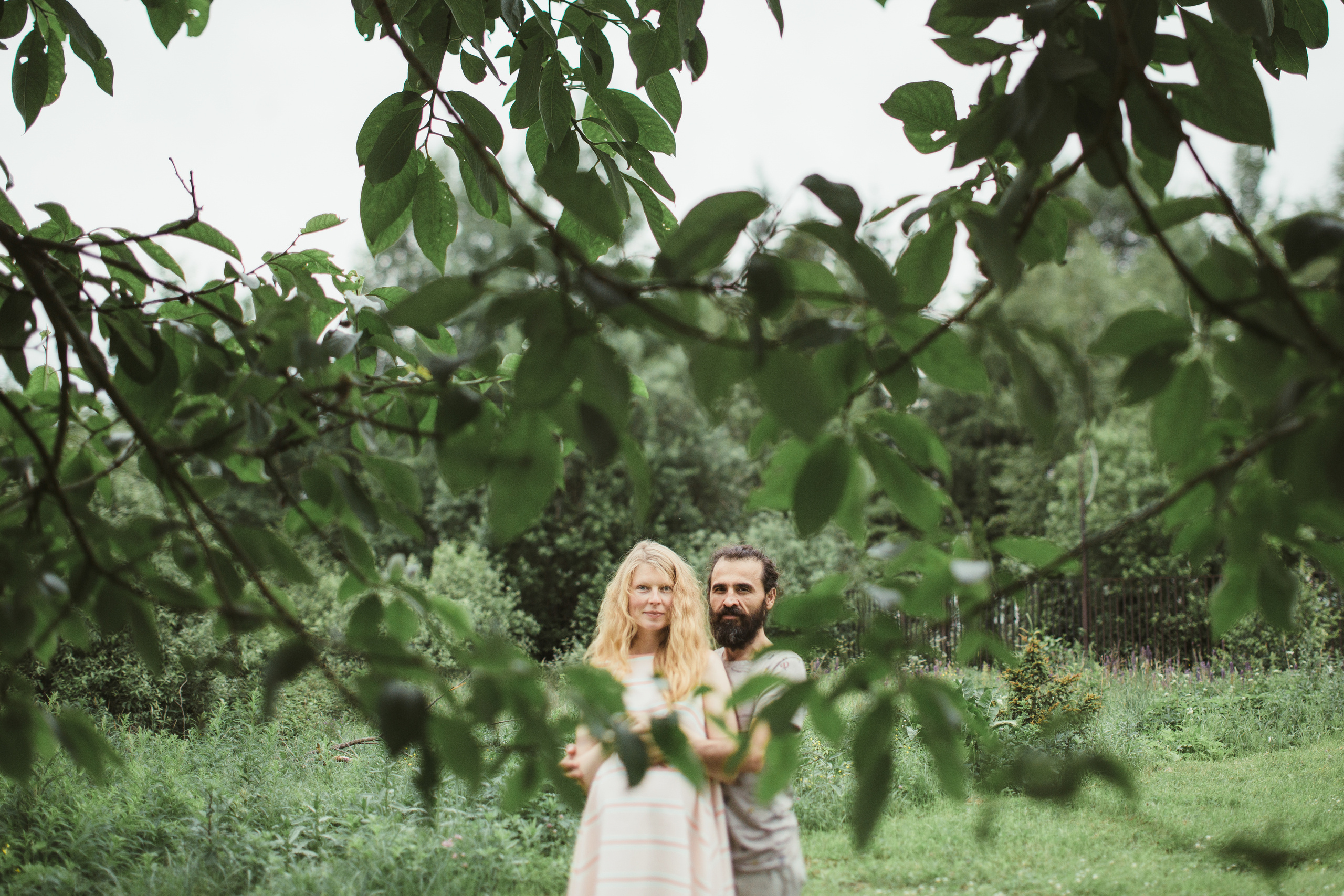 Светлый день, тёплый вечер. Свадебные и семейные фотографы в Москве Максим и Оксана Первомай