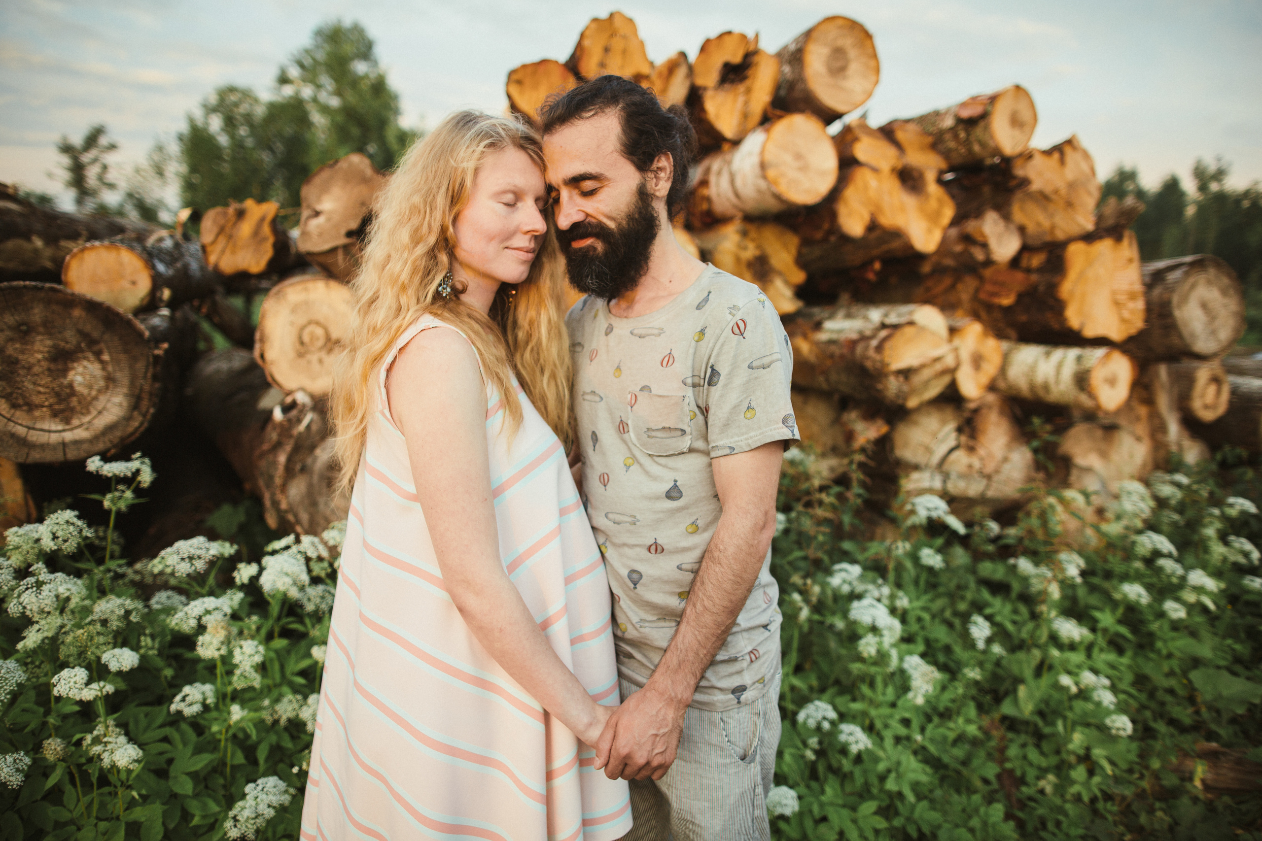 Светлый день, тёплый вечер. Свадебные и семейные фотографы в Москве Максим и Оксана Первомай