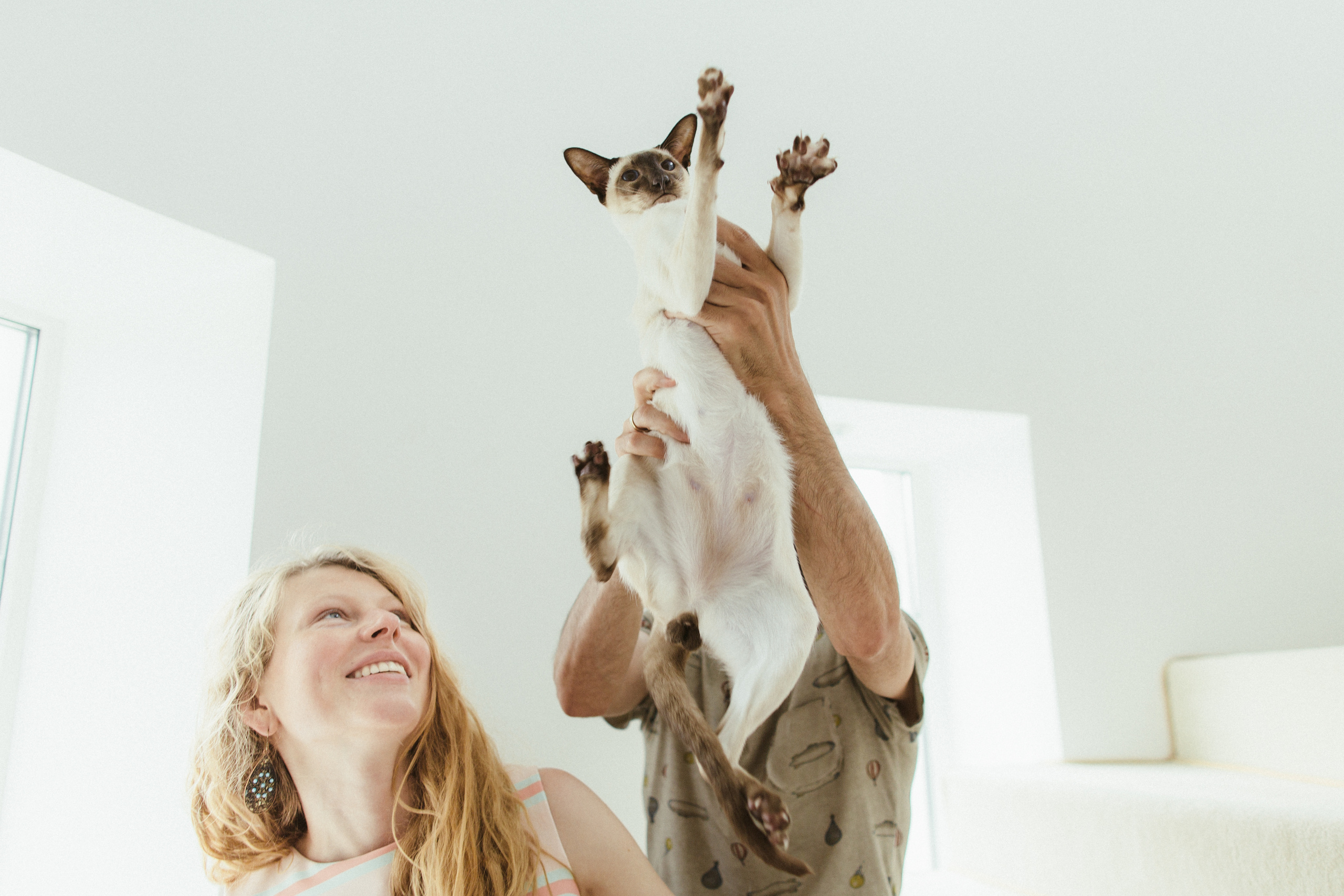 Светлый день, тёплый вечер. Свадебные и семейные фотографы в Москве Максим и Оксана Первомай