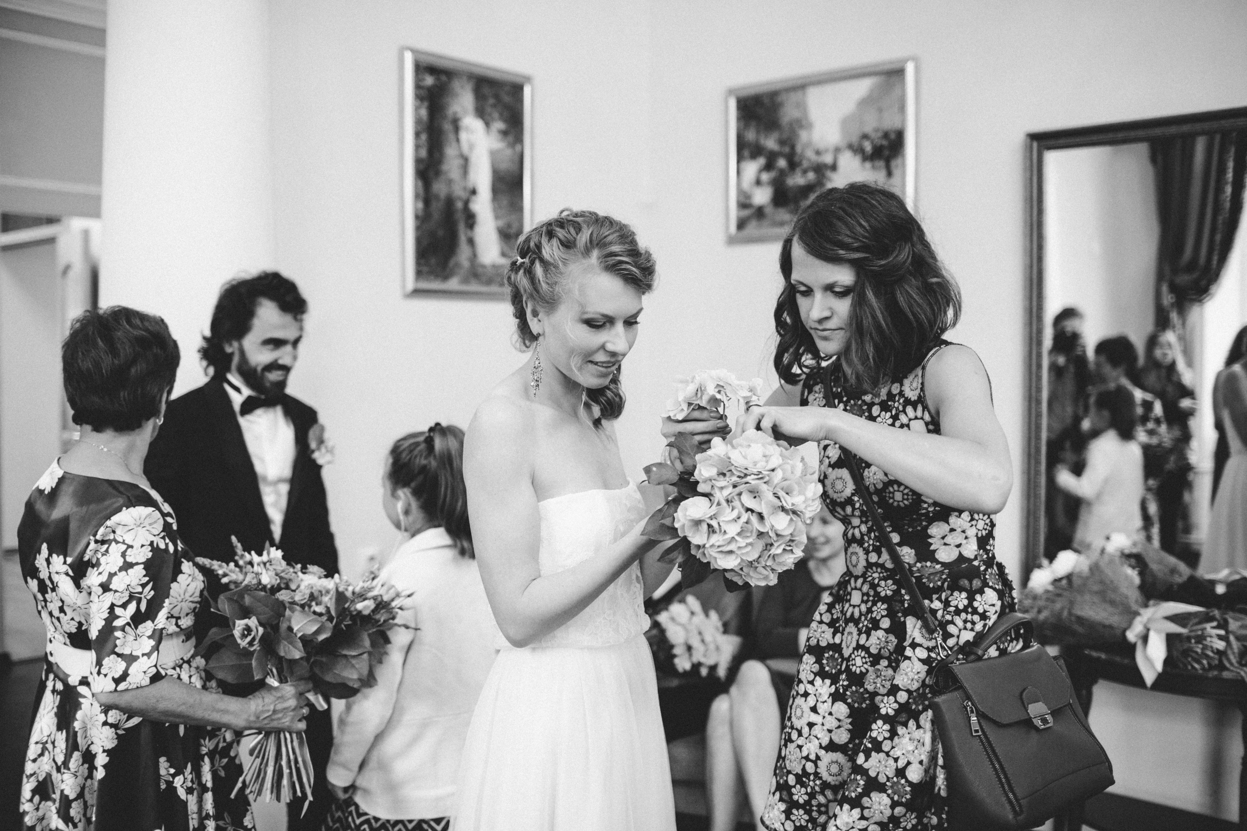 Дыхание прохладного лета. Свадебные и семейные фотографы в Москве Максим и Оксана Первомай