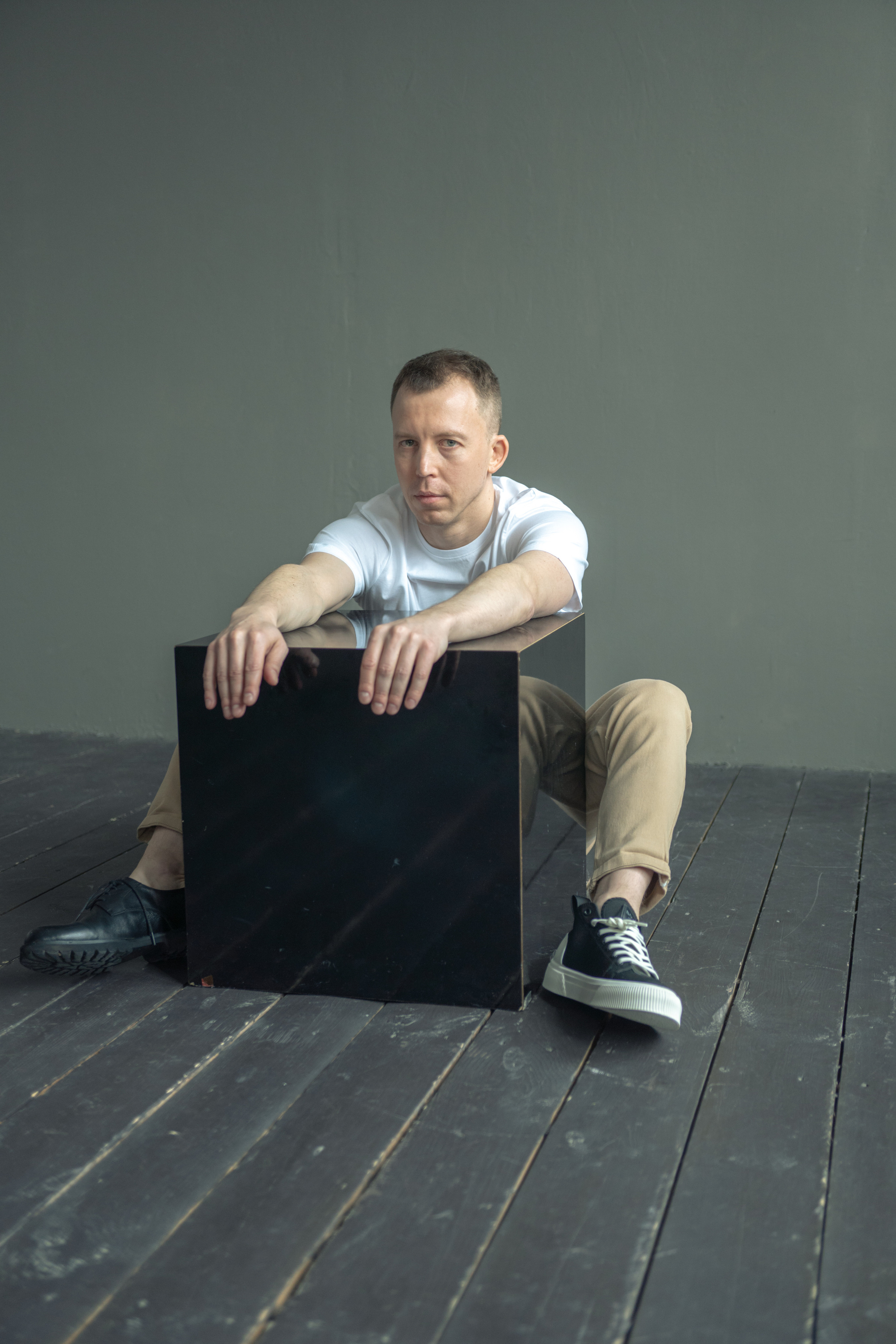 Denis. Art photographer Romanda Che