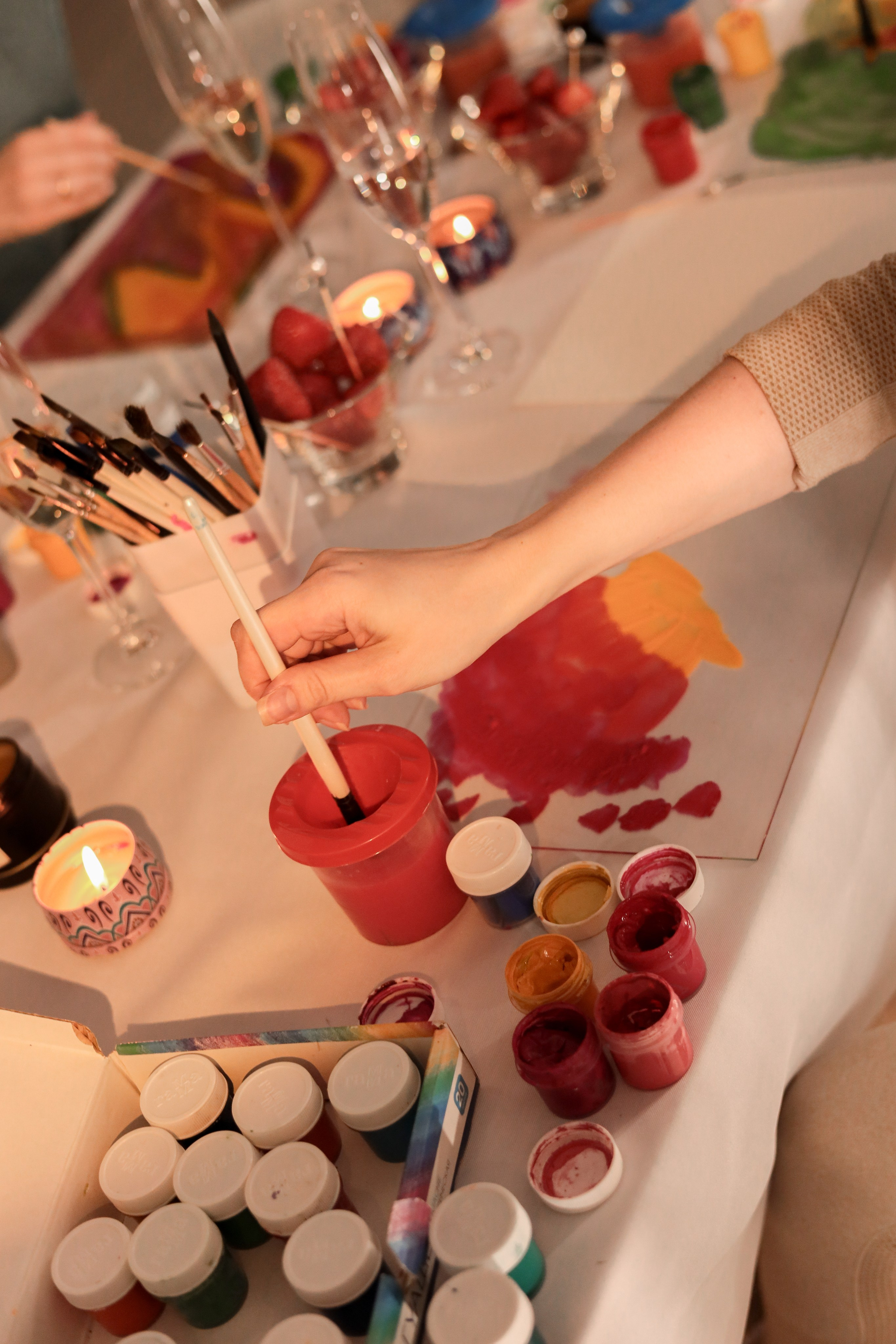 Арт-терапия + аэройога. Фотограф Надршина Лилия