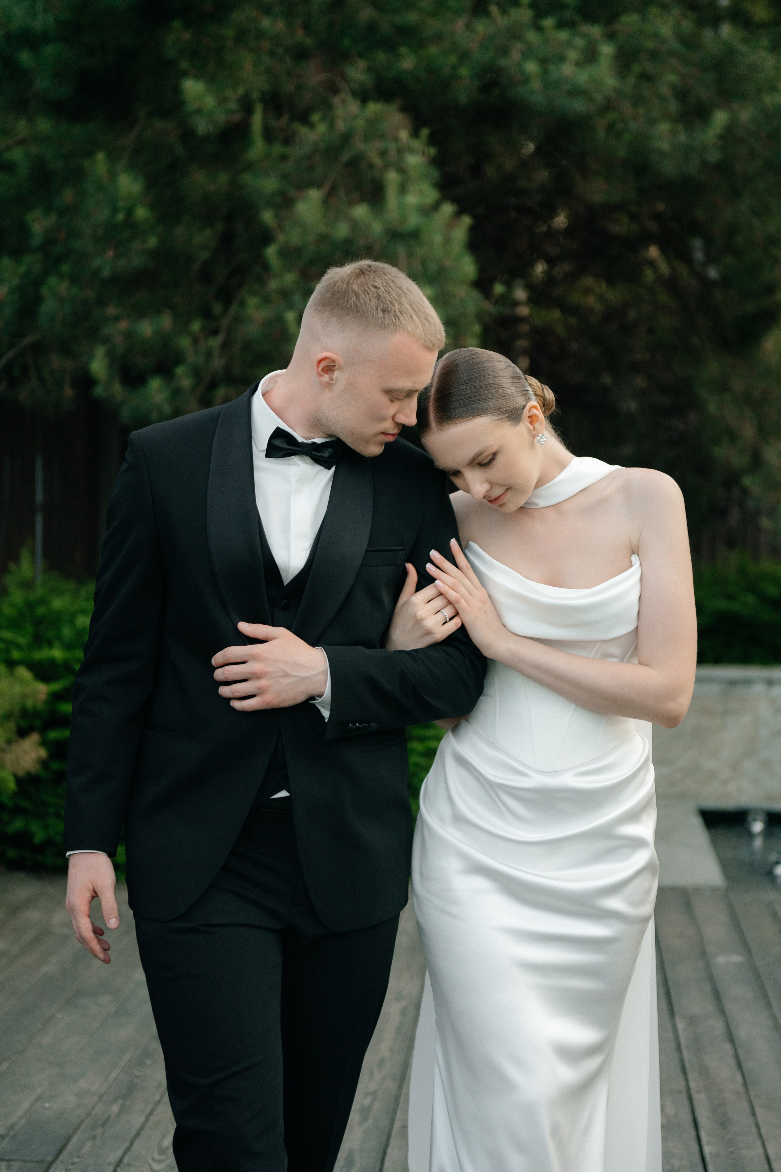 Wedding day in DELICE CHALET. Wedding PHOTOGRAPHER Andrew Vnukov