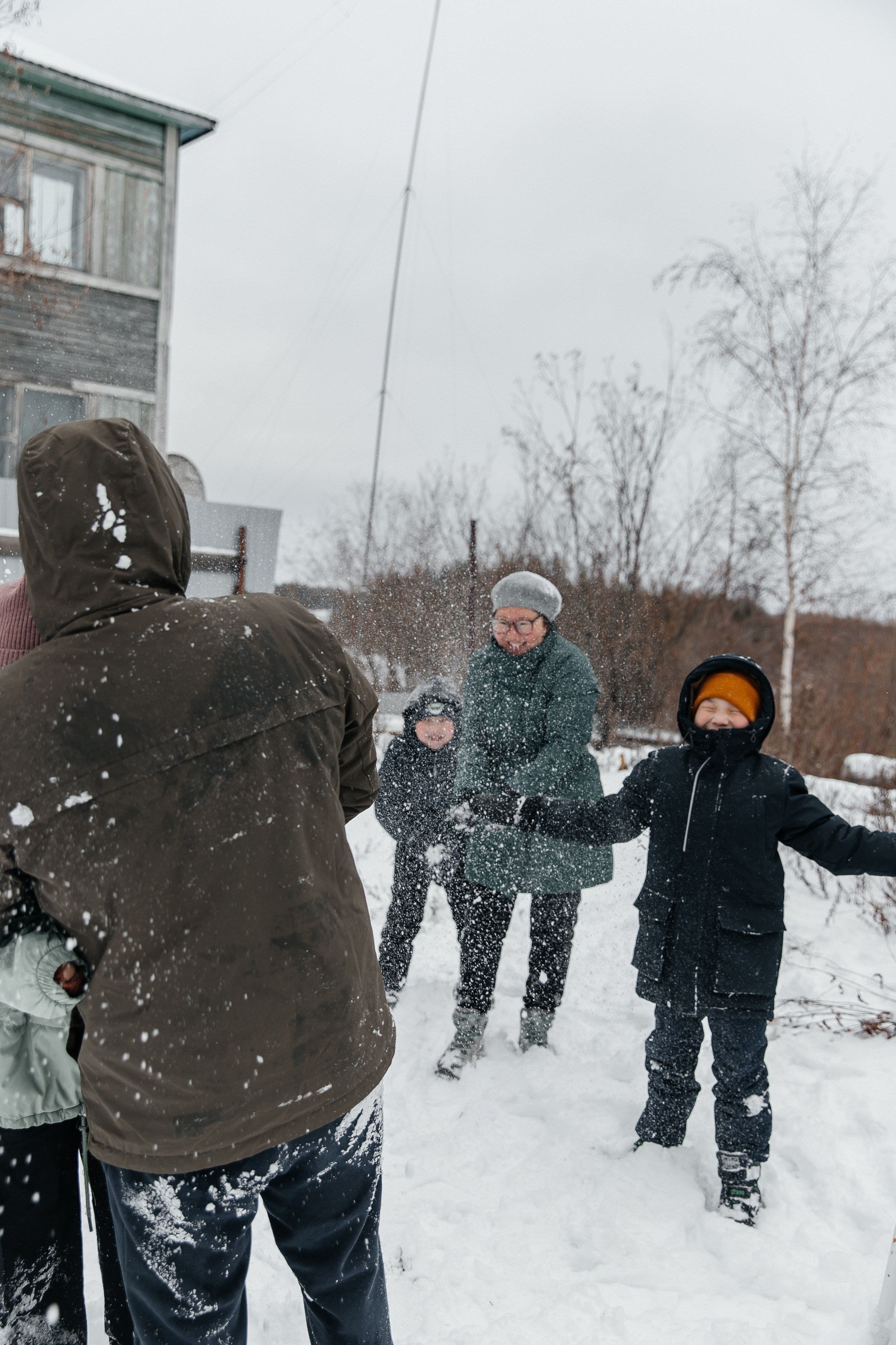 Степановы. Воронистая Анастасия. Фотограф Якутия, Томпонский район