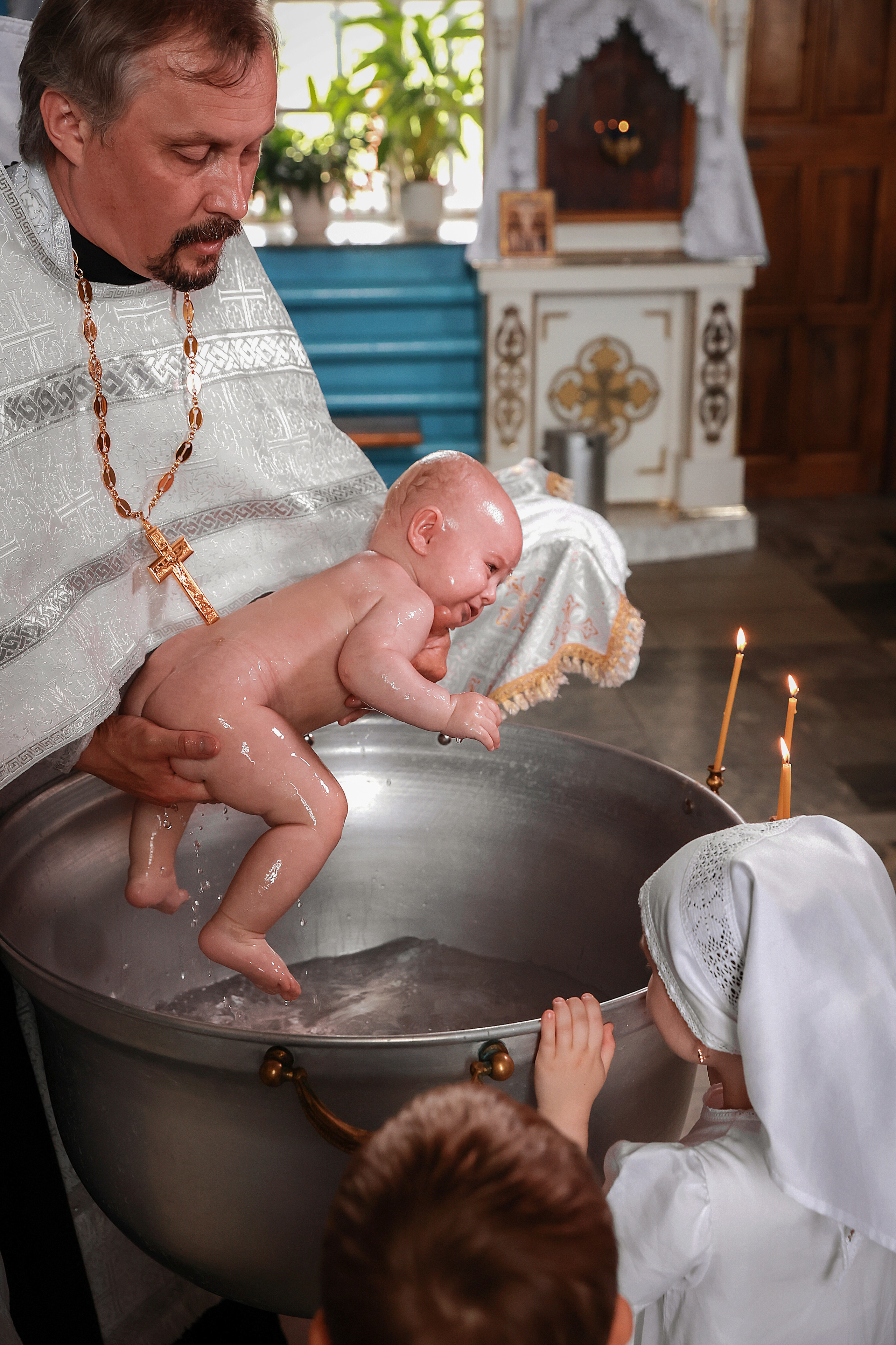 Таинство Крещения двойни. Село Вешаловка Липецкой области. Семейный и детский фотограф в Краснознаменске Виктория Санкина