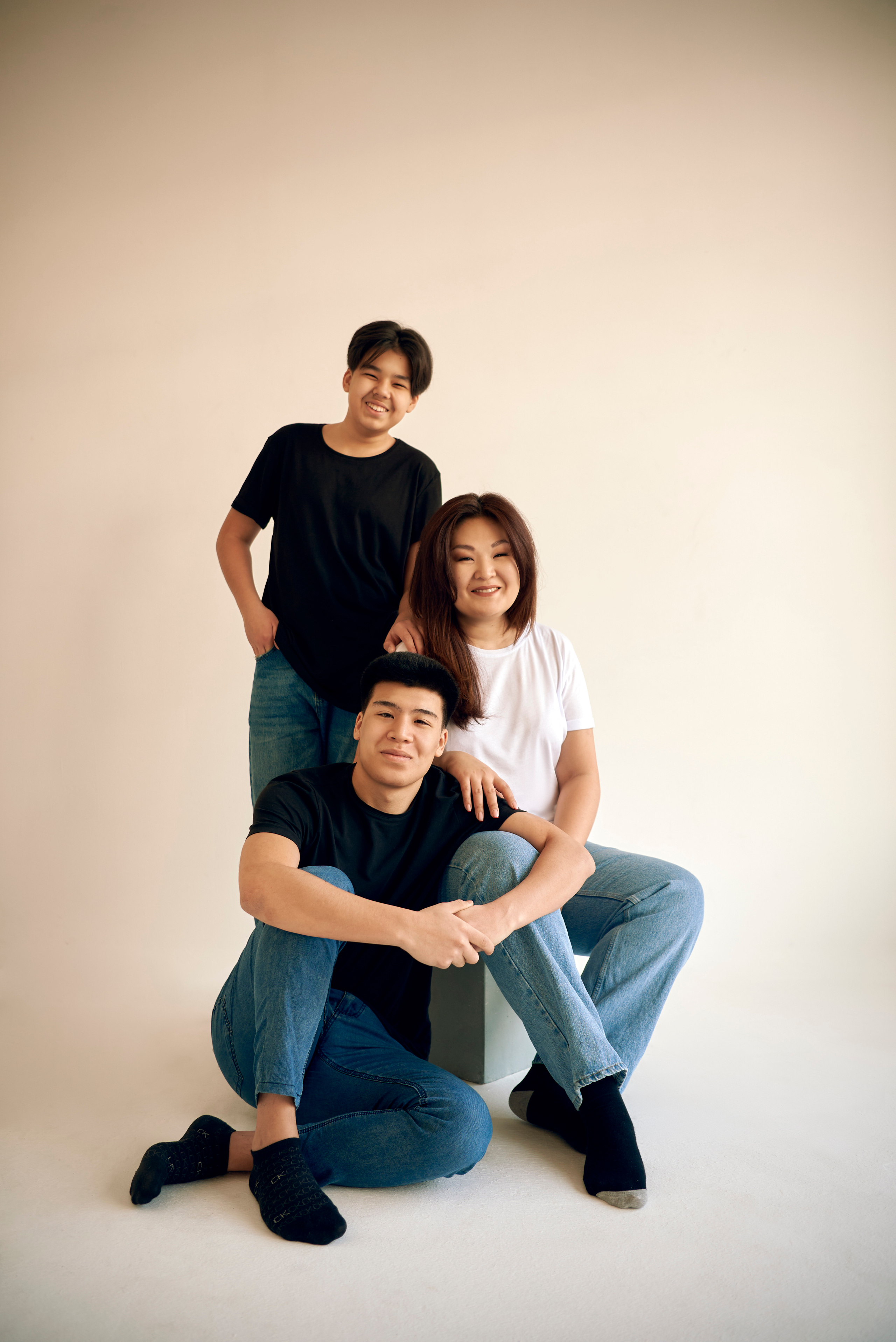 Семейная студийная съемка