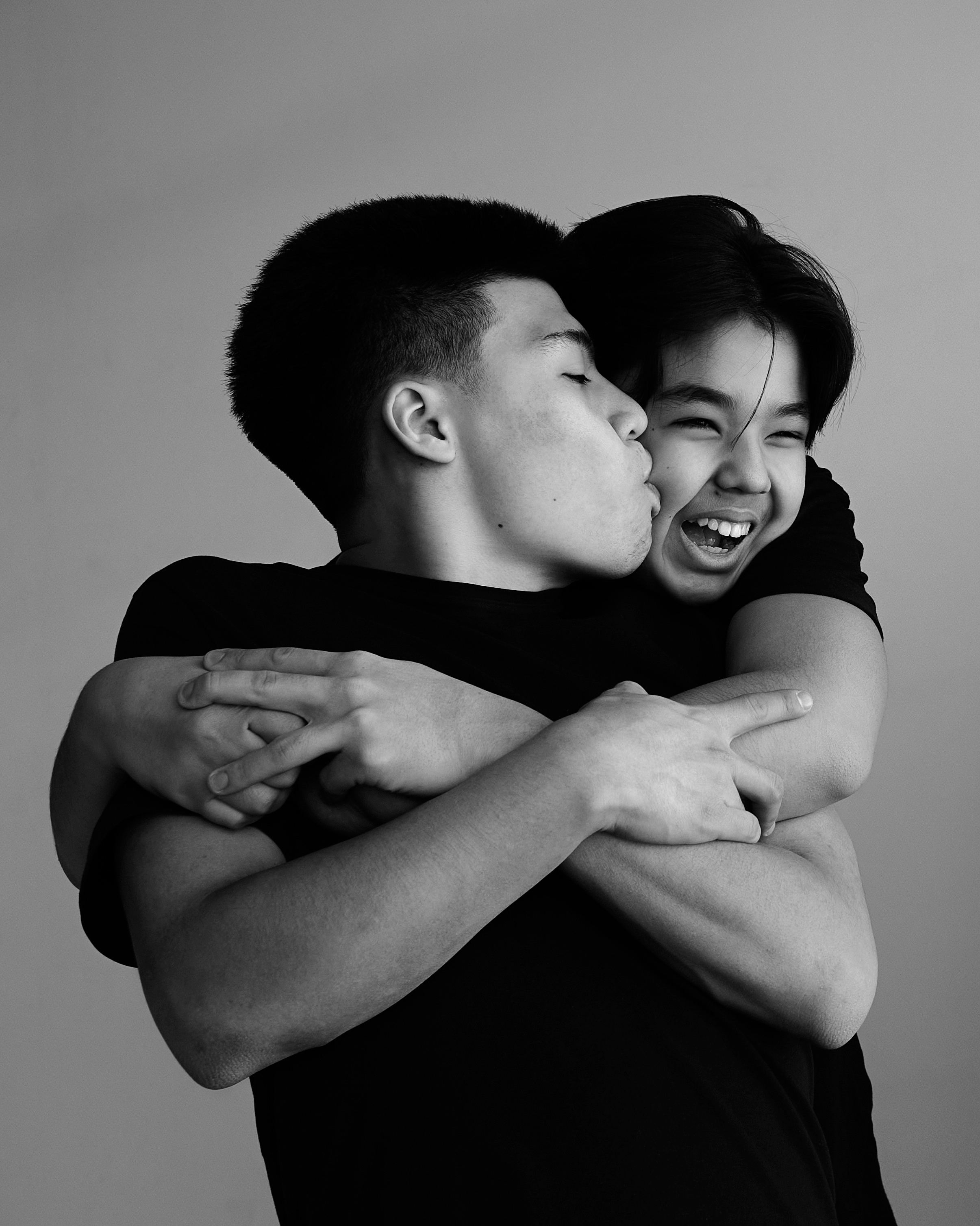 Семейная студийная фотосессия. Фотограф Алматы Ольга Photodooshy