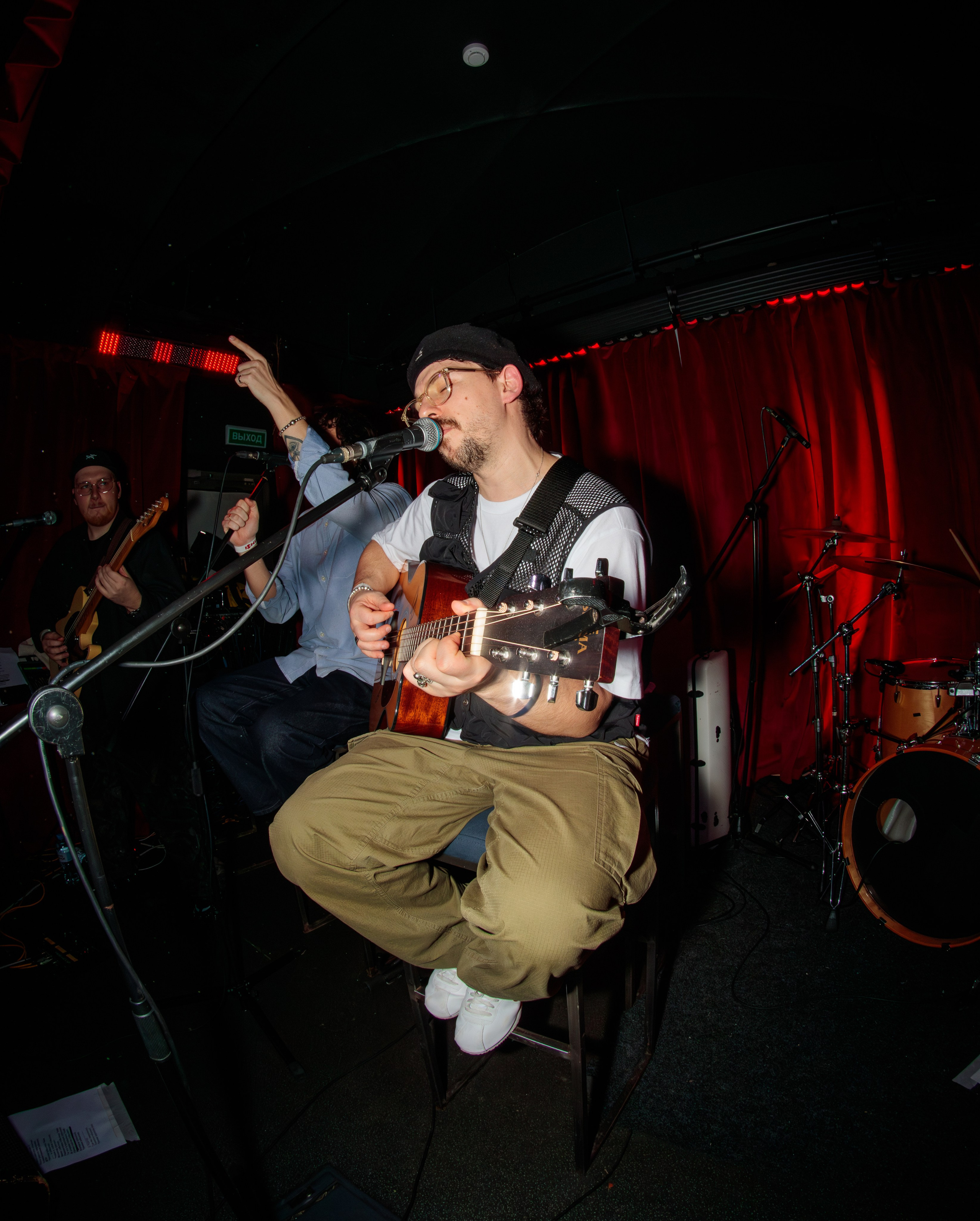 Хмыров акустика. Портретный и концертный фотограф в Санкт-Петербурге Егор Телятников