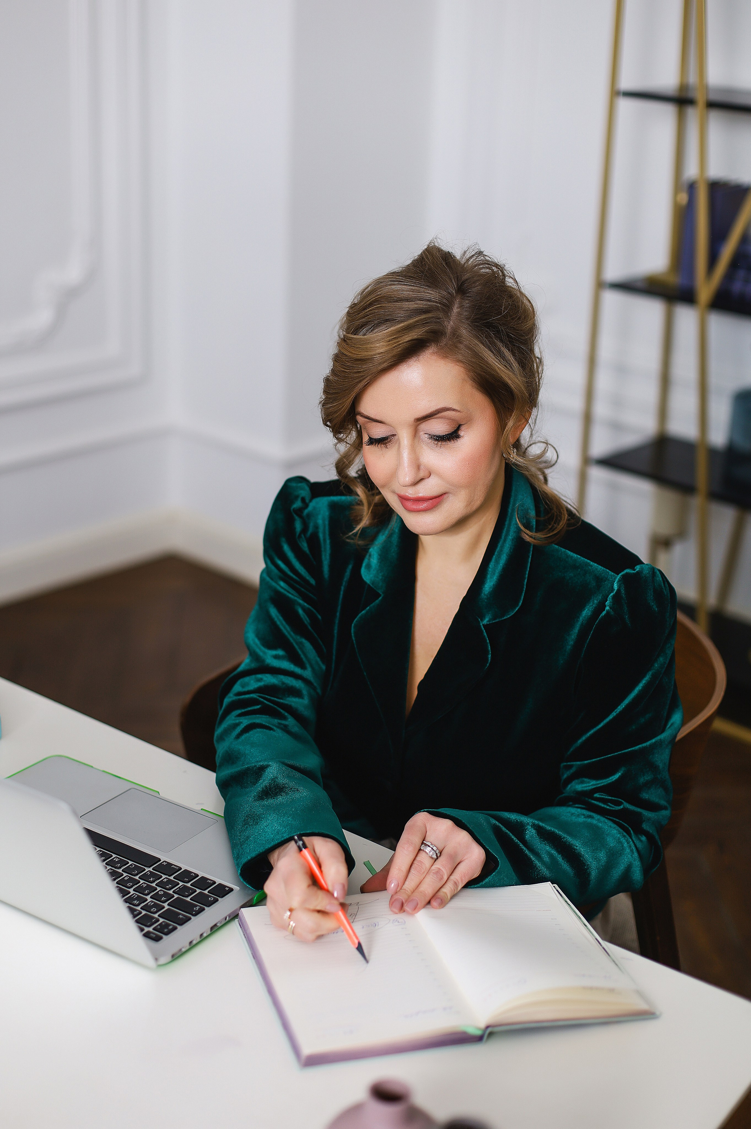 Жанна бизнес-психолог. Визуал для эспертов и блогеров