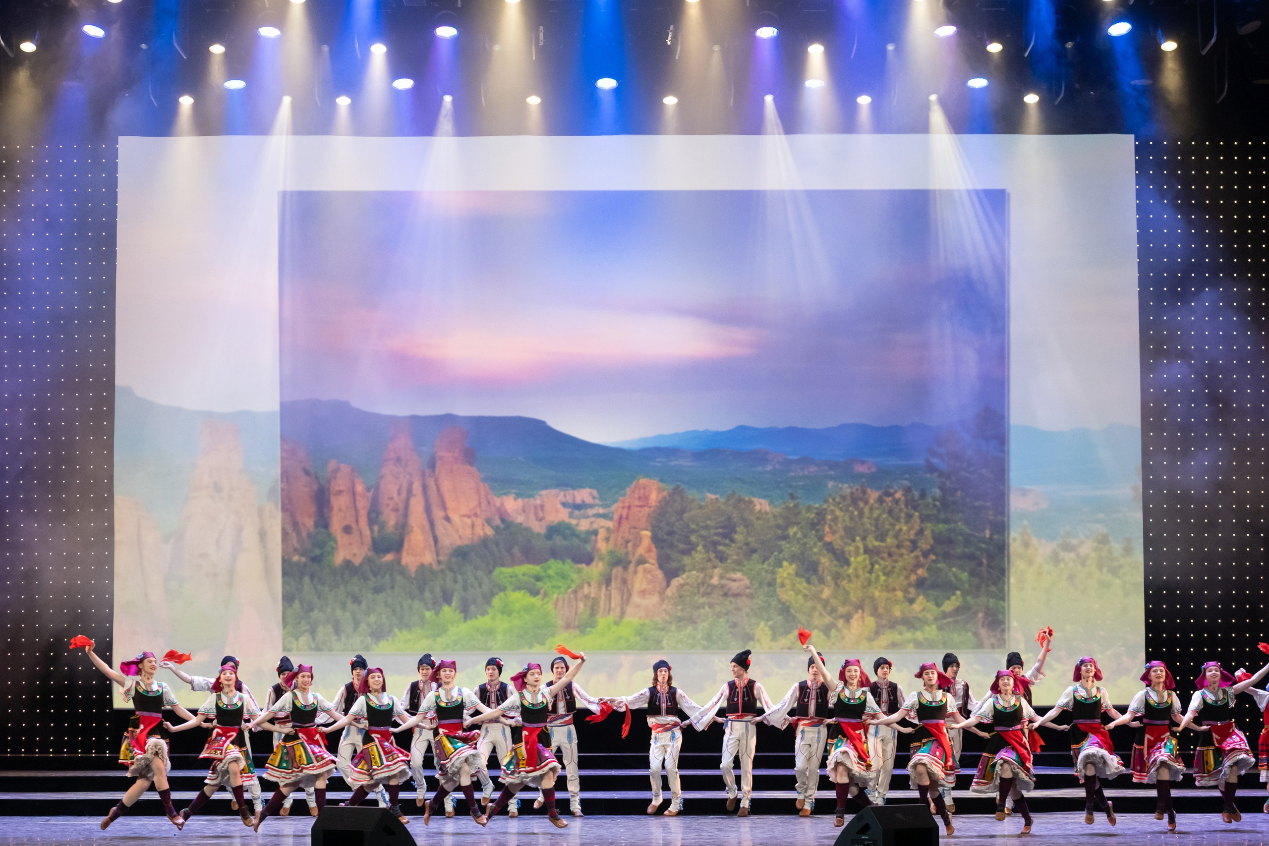 2 февраля, концерт Таланты России, Кремлевский Дворец. Золотое яблочко