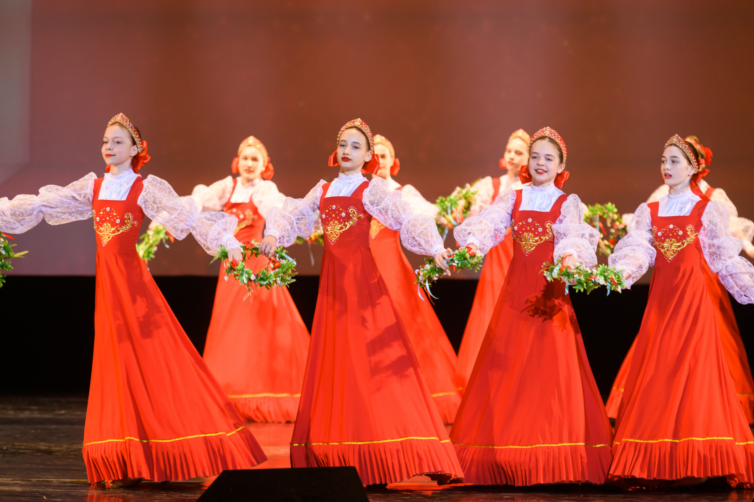 23 апреля, часть 1, БКЗ Октябрьский, г. Санкт-Петербург. Золотое яблочко