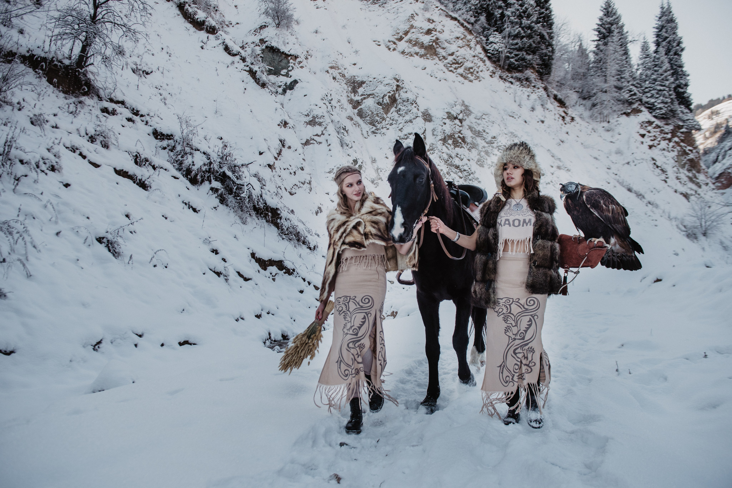Каталоги и Реклама. Елена Северина фотограф, Алматы: репортаж (спорт, концерты, конференции), предметная и фуд-съёмка, портреты, каталоги, фэшн, ретушь