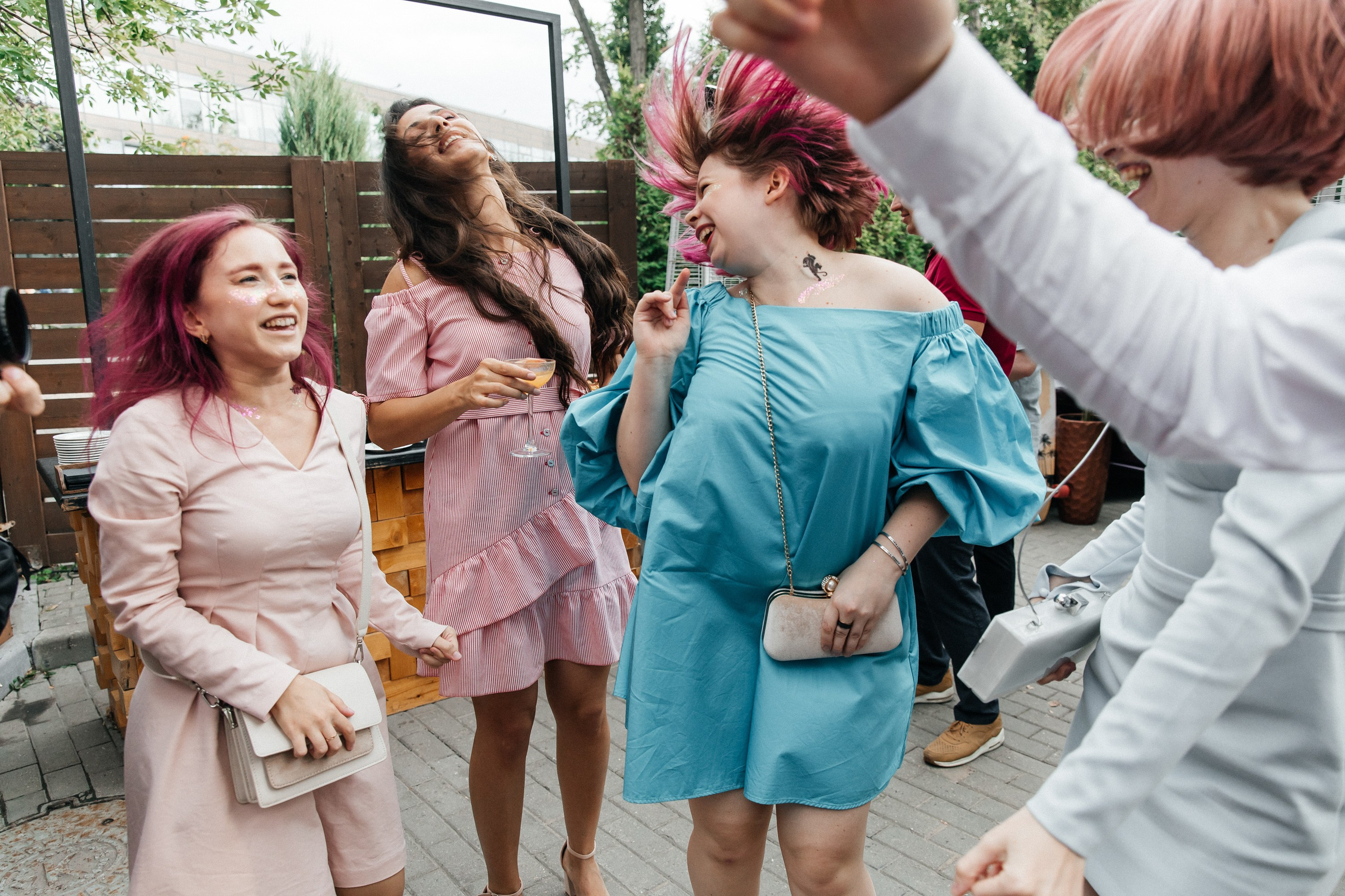 Don’t Stop The Party. Свадебный и репортажный фотограф