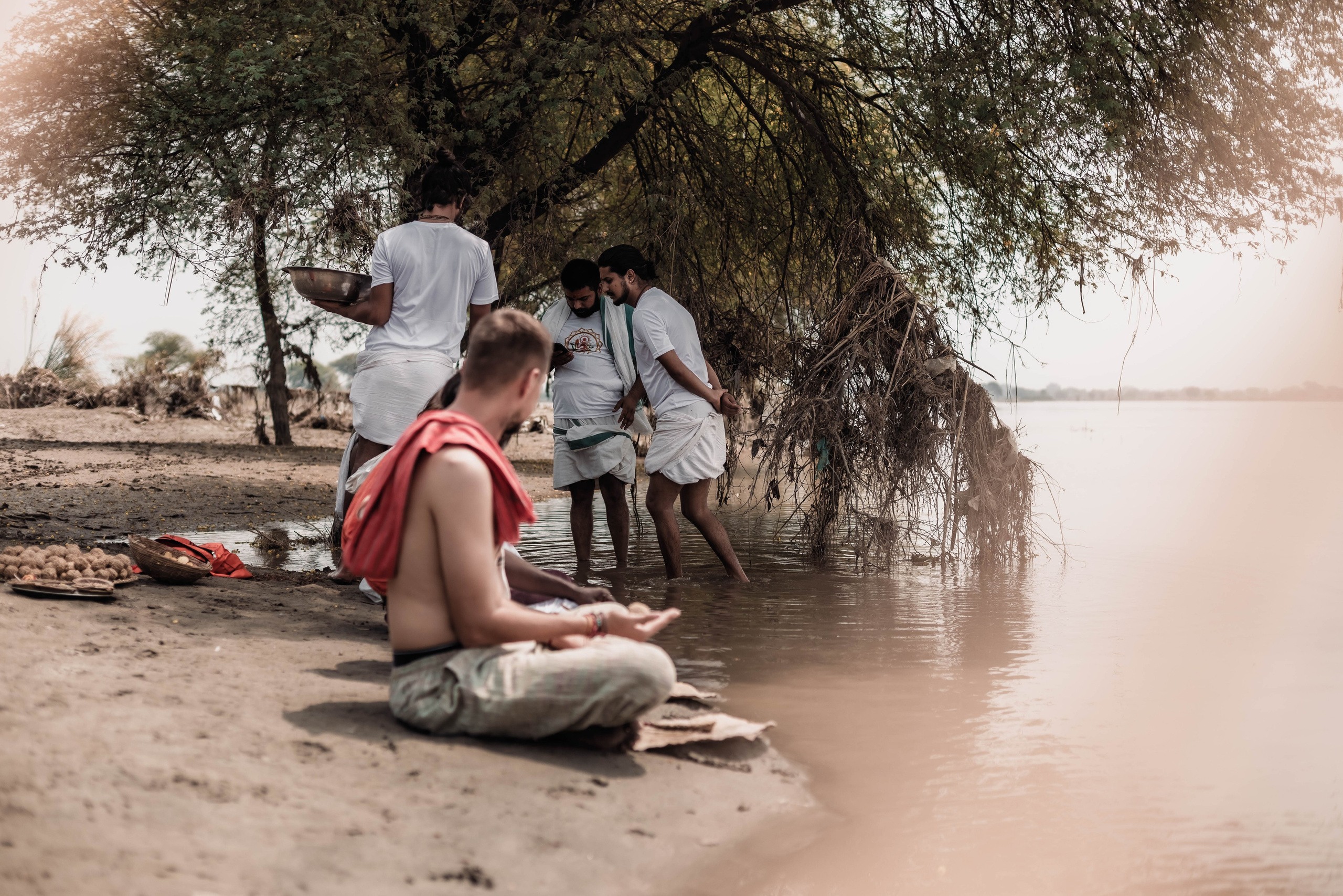 Pitri Paksha yagyas & poojas Devraha Baba ji ashram. Mariam Bagdasaryan