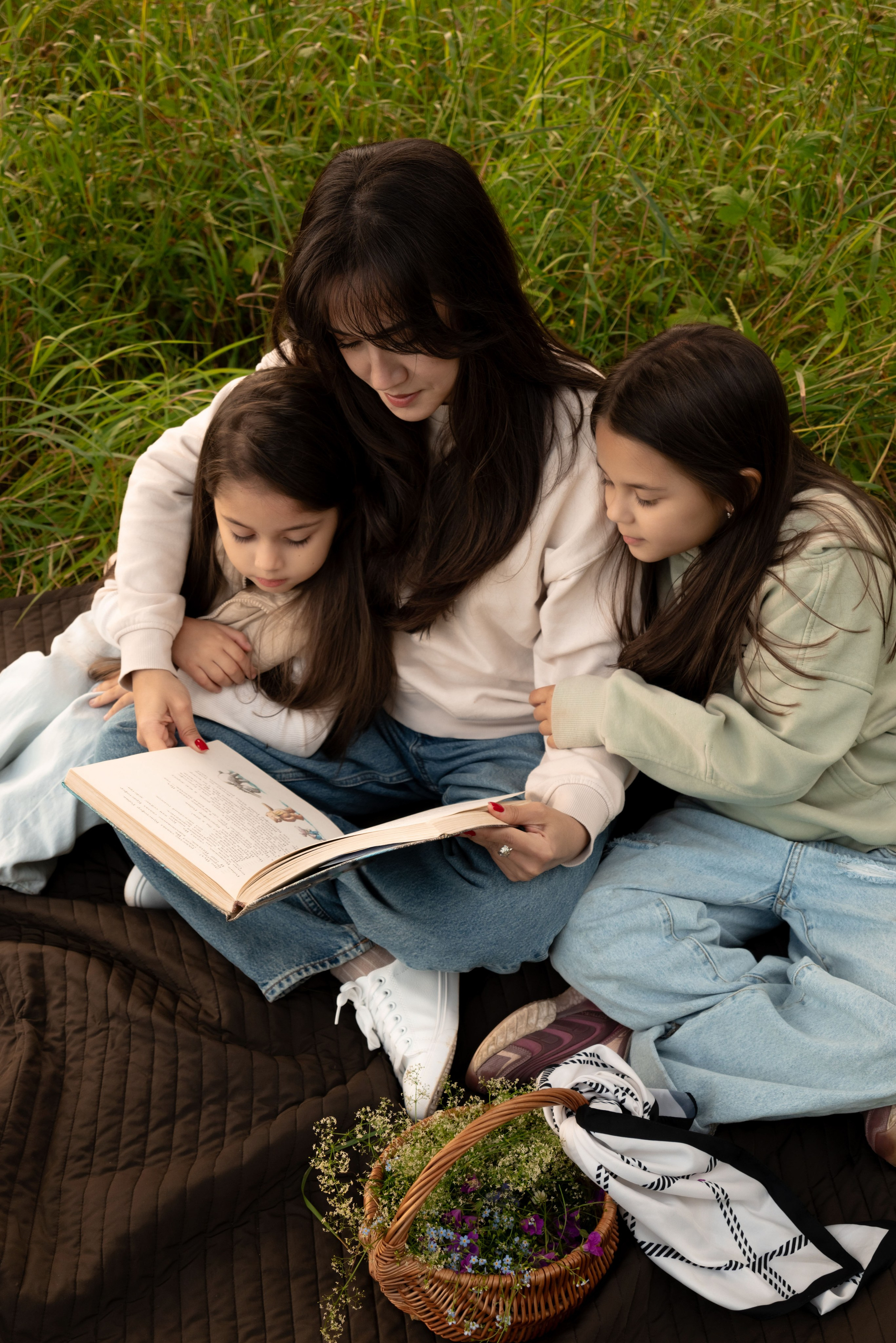 Семейная фотосессия на природе. Профессиональный фотограф в Твери Иванова Юлия