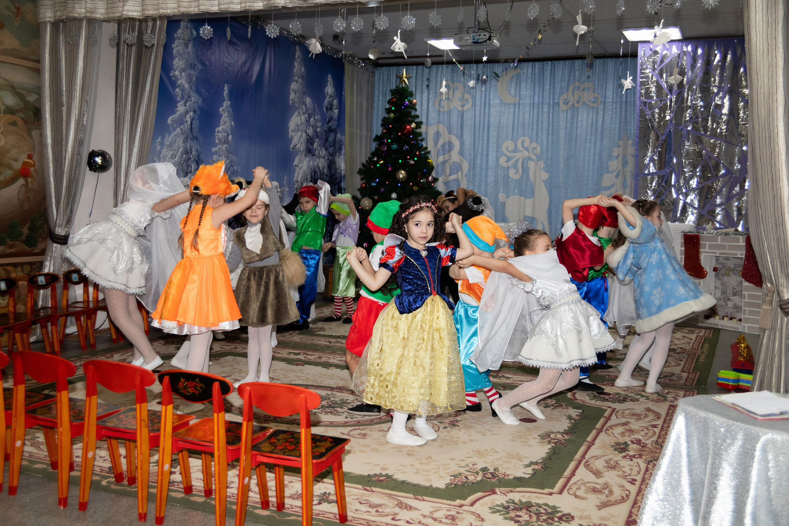 Новогодний утренник подготовительной группы. Индивидуальный и свадебный фотограф в Москве, Электростали и Туле Кадейкина Екатерина