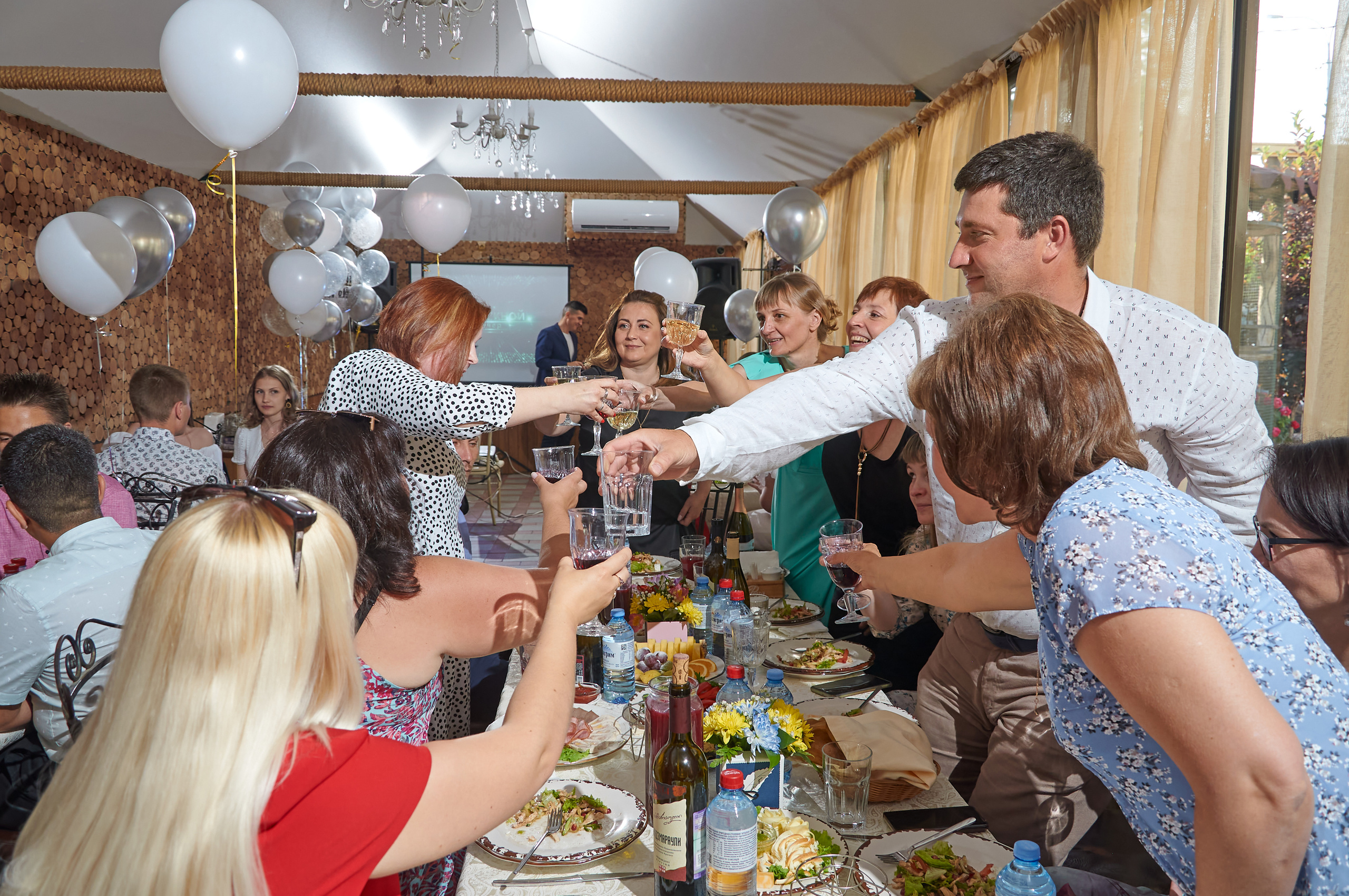 «Прощай, 9 класс…». Фотограф из Волгограда Антон Маевский