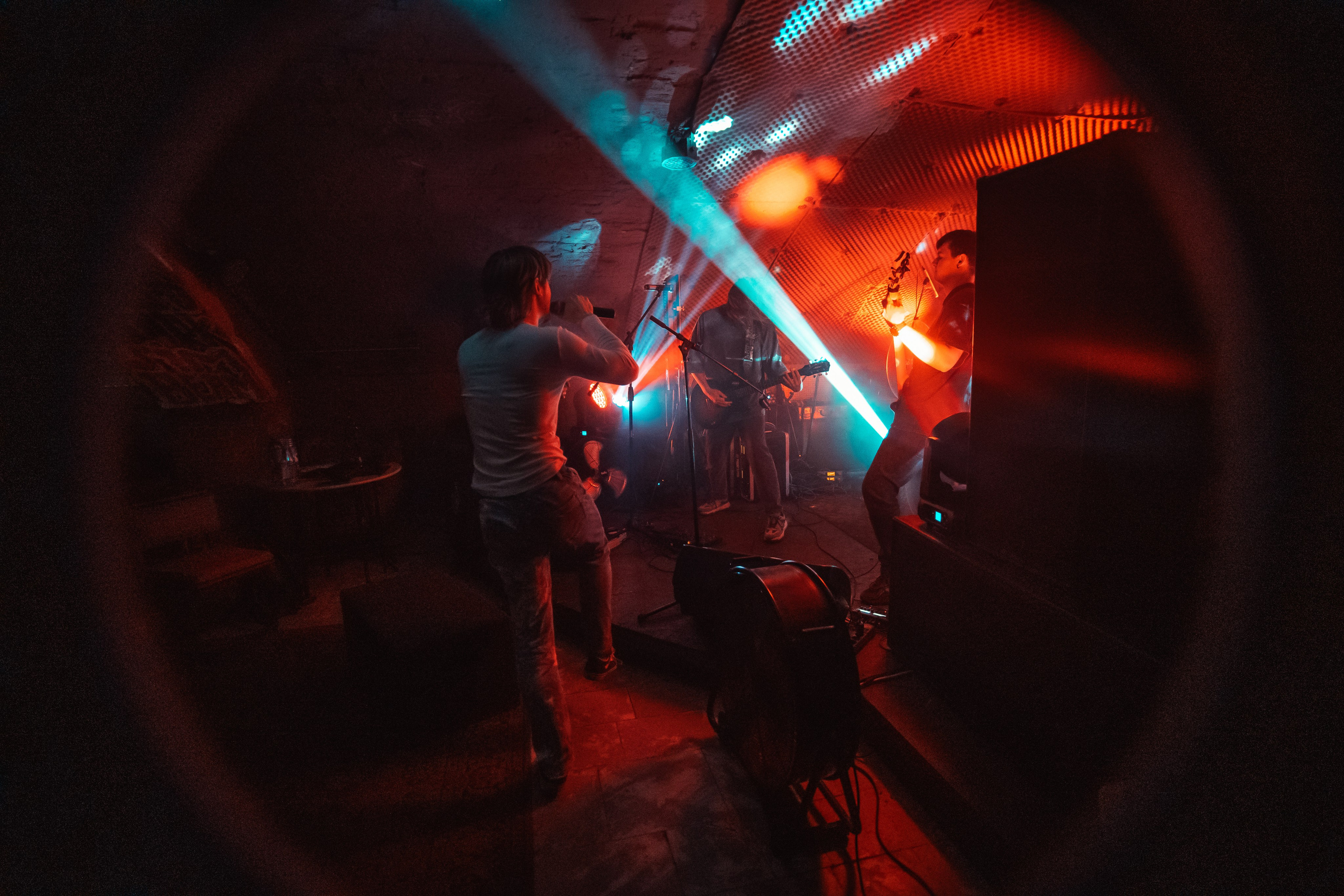 Праймал. 21.09.2025,Бар «Дело не в тебе». Фотограф Регина Крикунова г. Красноярск