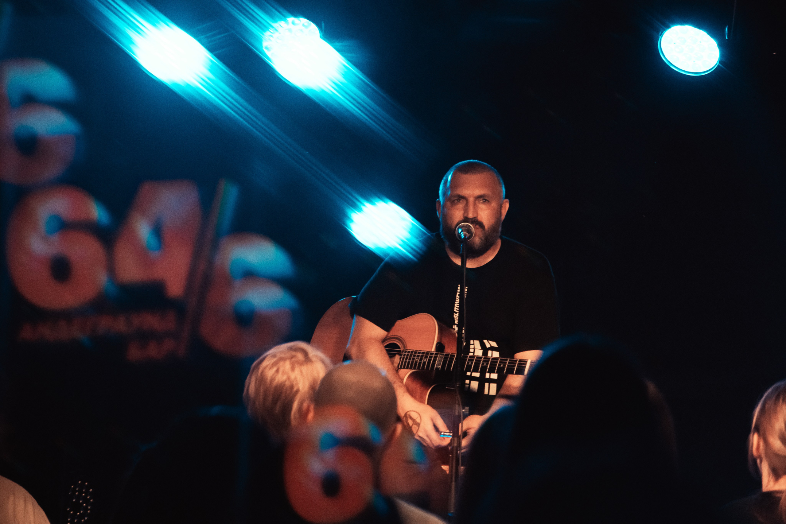 Костя Кулясов. Анимация. Красноярск, 10.06.2025. Бар 64/6. Фотограф Регина Крикунова г. Красноярск