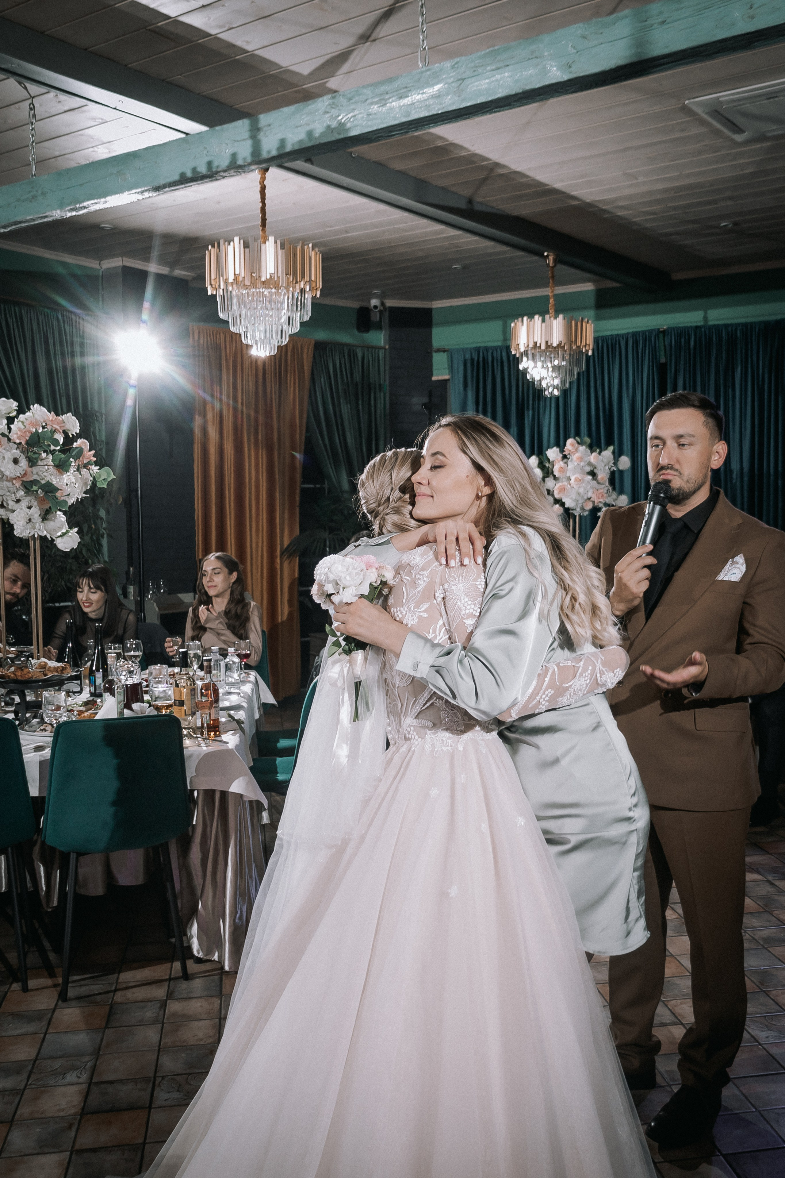 Свадебный день. Дарья и Джем. Свадебная фотография. Арина Рубах