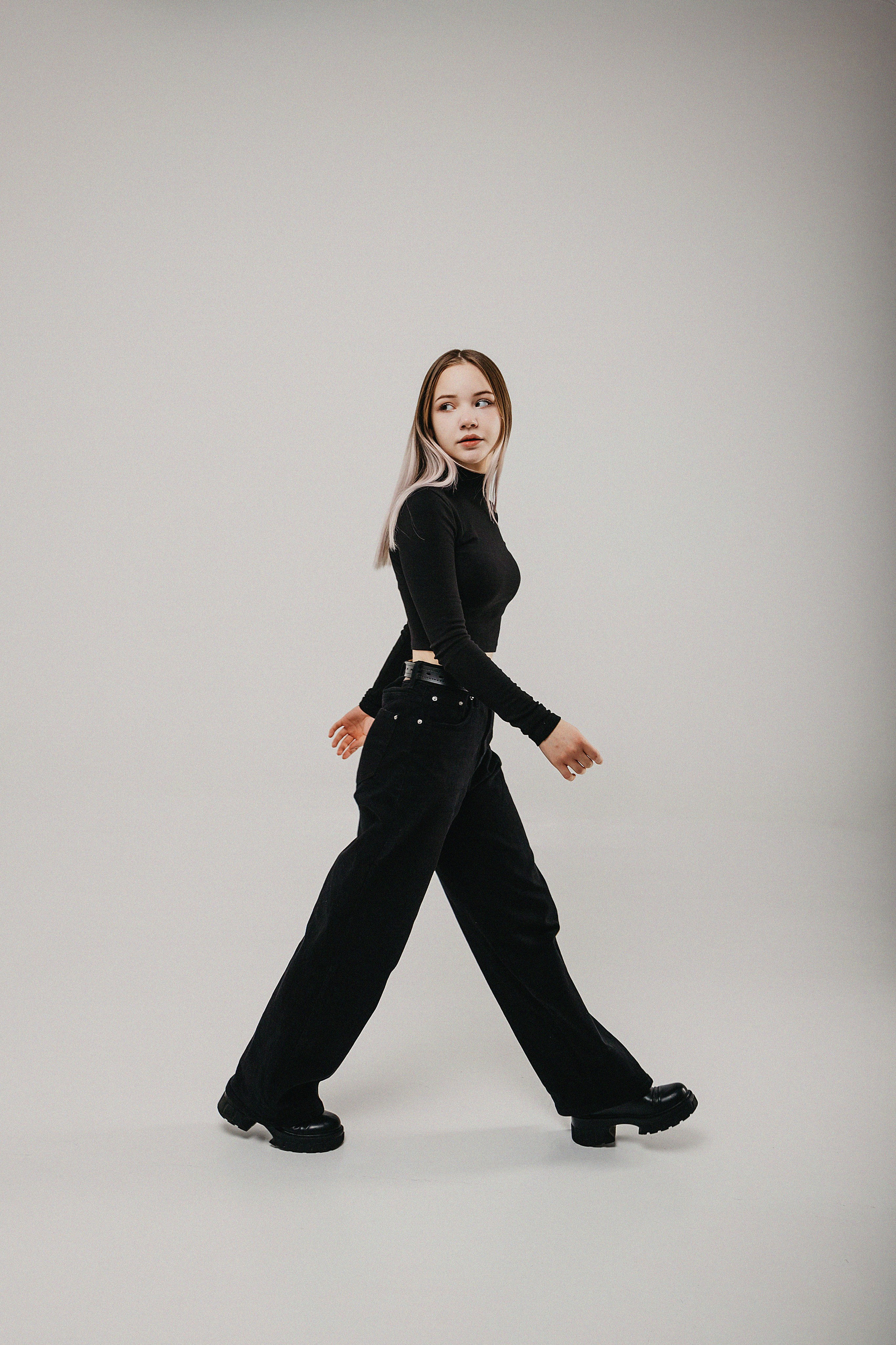 Фотосессия Милены в фотостудии Пространство. Свадебный, семейный и портретный фотограф в Алматы, Костанай