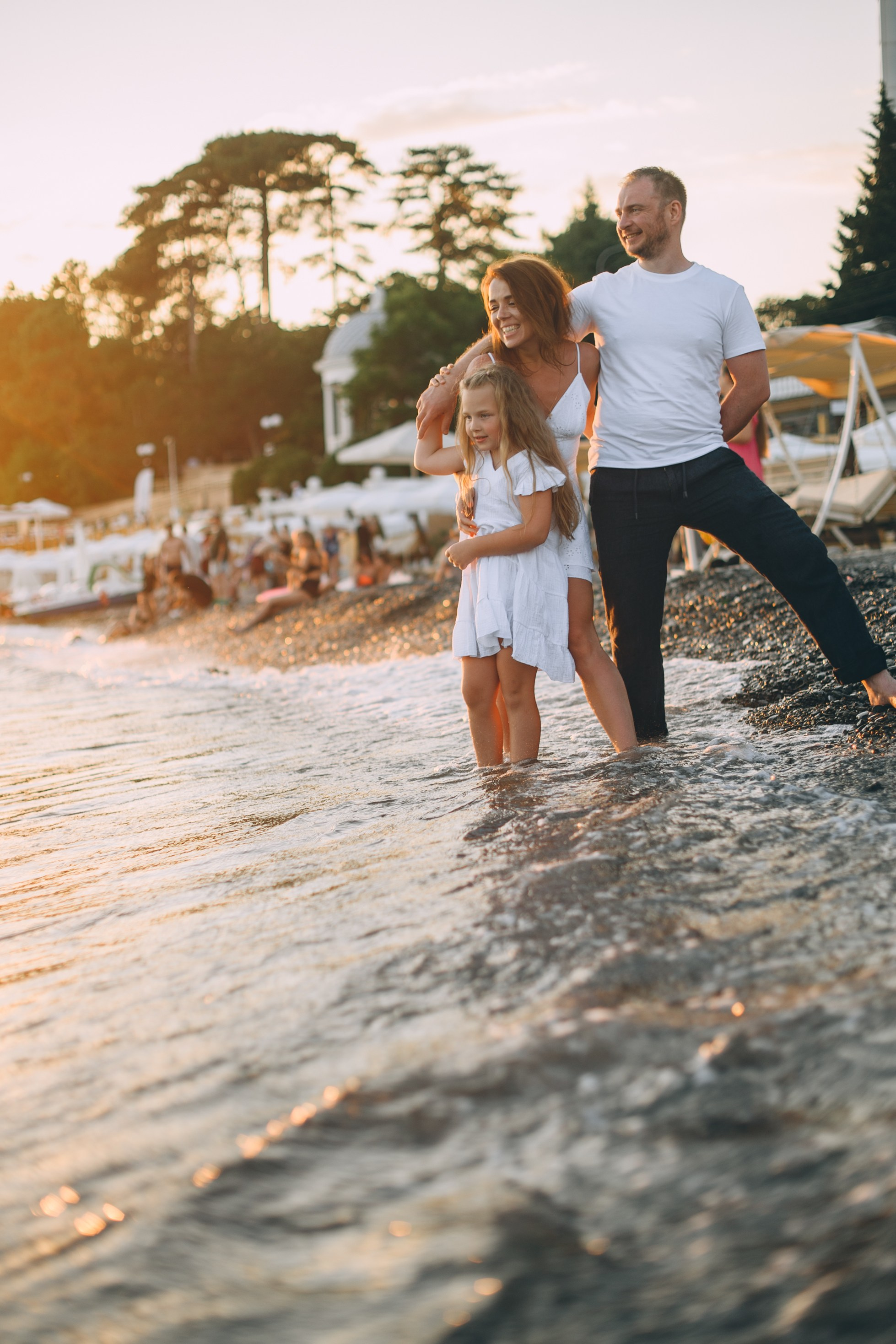 Игры на пляже) Центральный Сочи, пляж Цирк. Свадебный и семейный фотограф София Невская