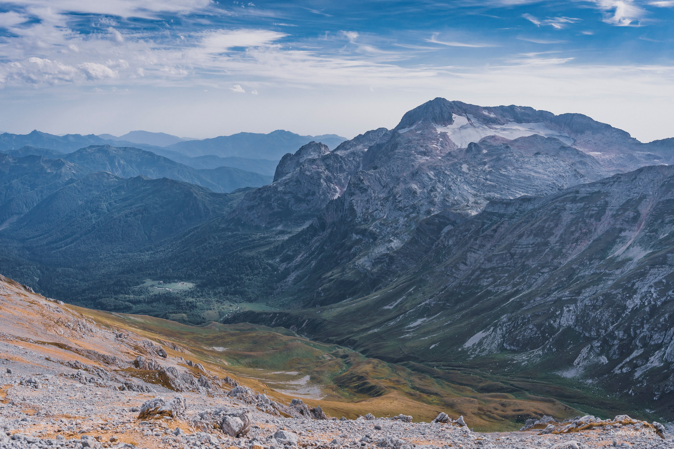 Поход на Оштен с командой Мадьяр 10.09.24. Репортажный фотограф в Краснодаре Рындин Дмитрий