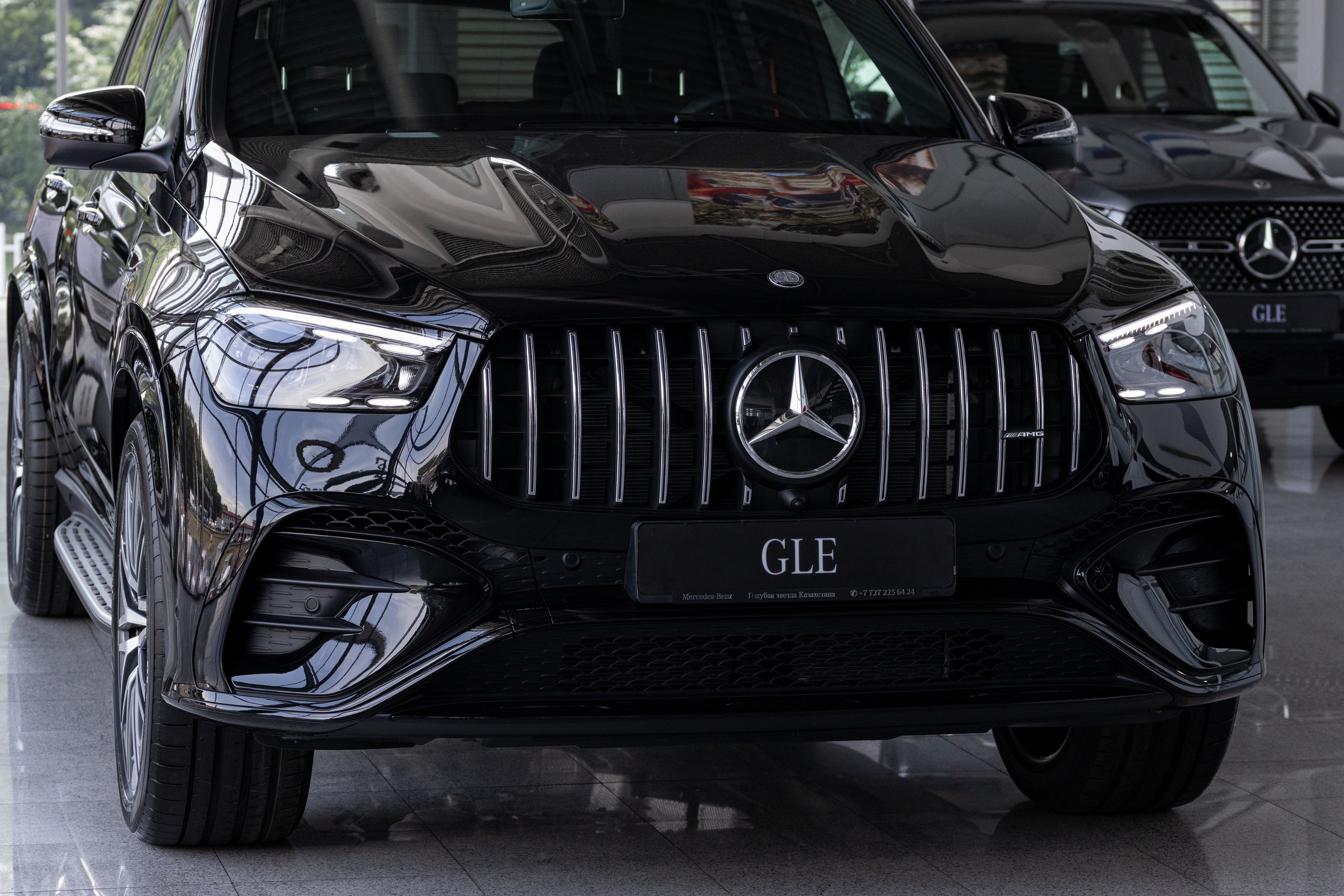 Автомобили Mercedes Benz. Коммерческий фотограф в Алматы Марина Милис. Съёмка для брендов, компаний и проектов