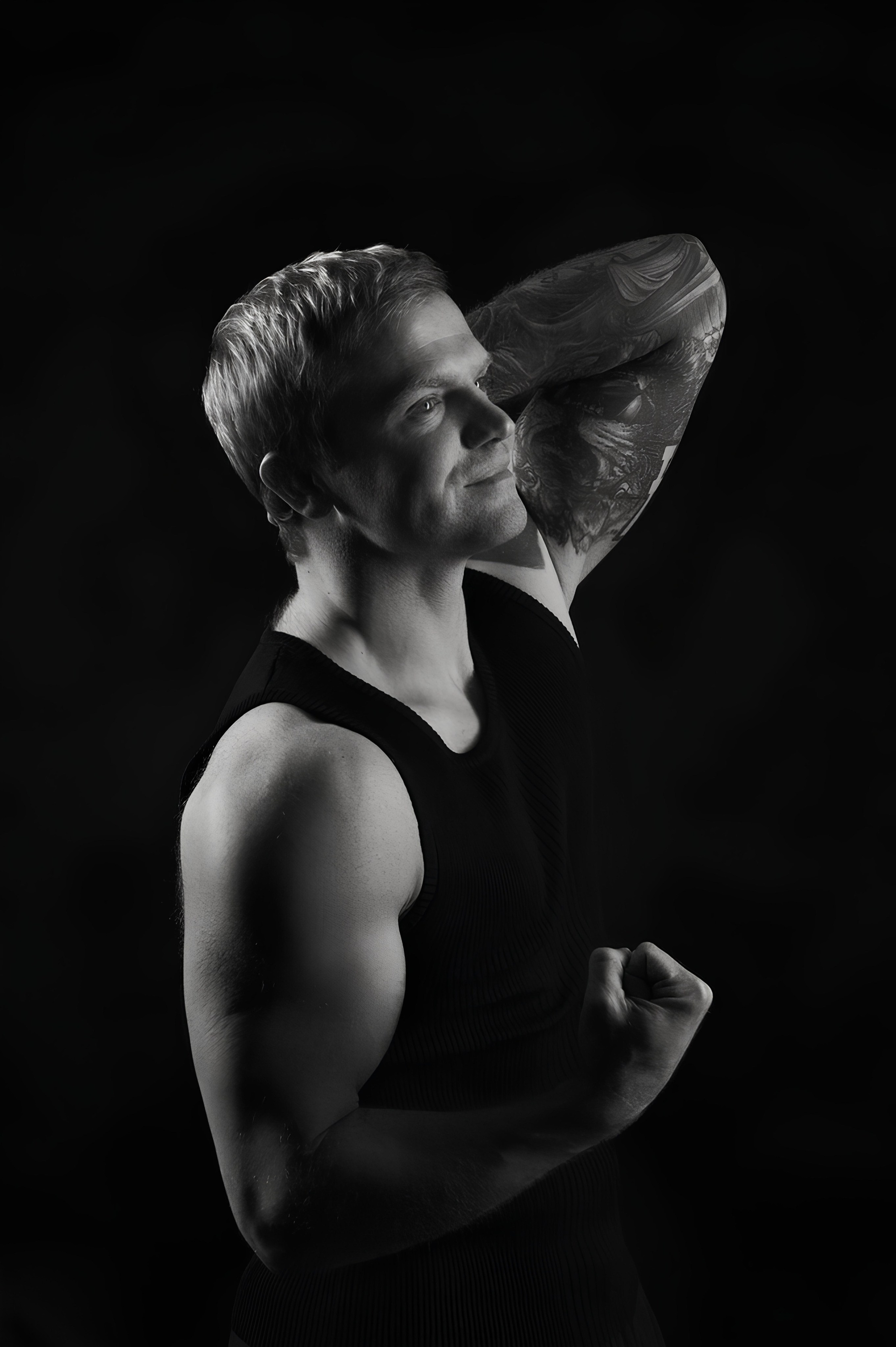 «Спортсмен ЧБ». Фотограф в Санкт-Петербурге — фотопрогулки и фотосессии