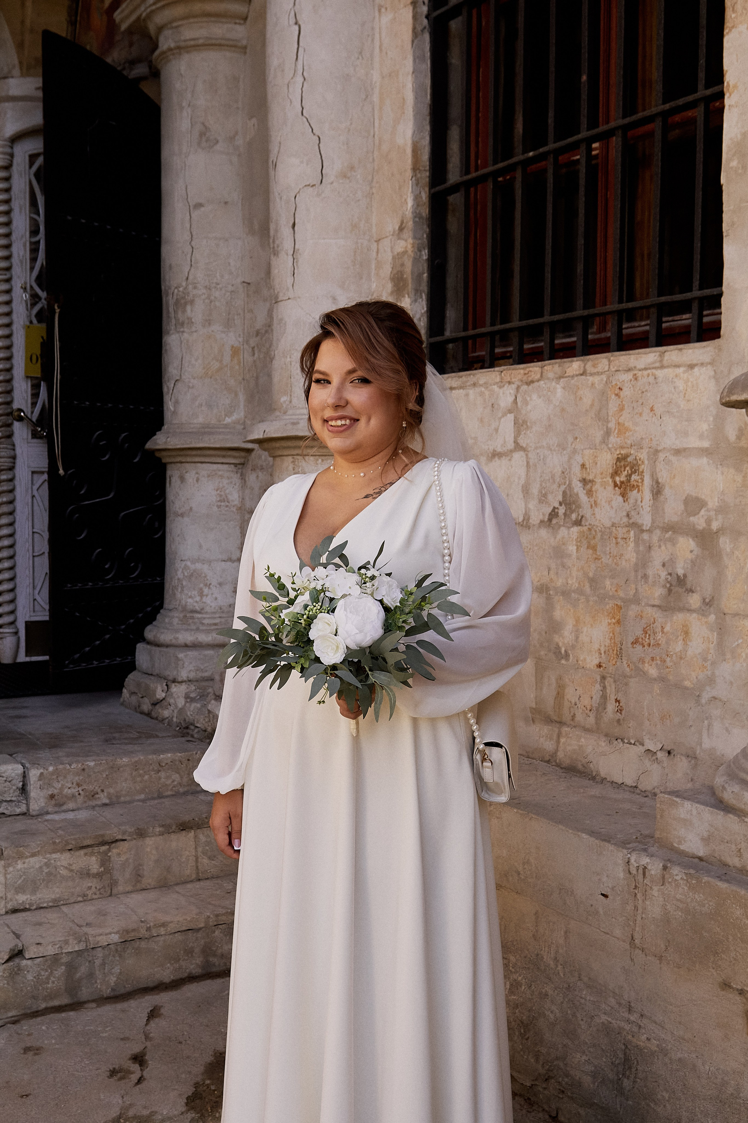 Алевтина и Дмитрий. Владимирский храм. Фотограф лавстори Москва/МО Приятелева Ангелина