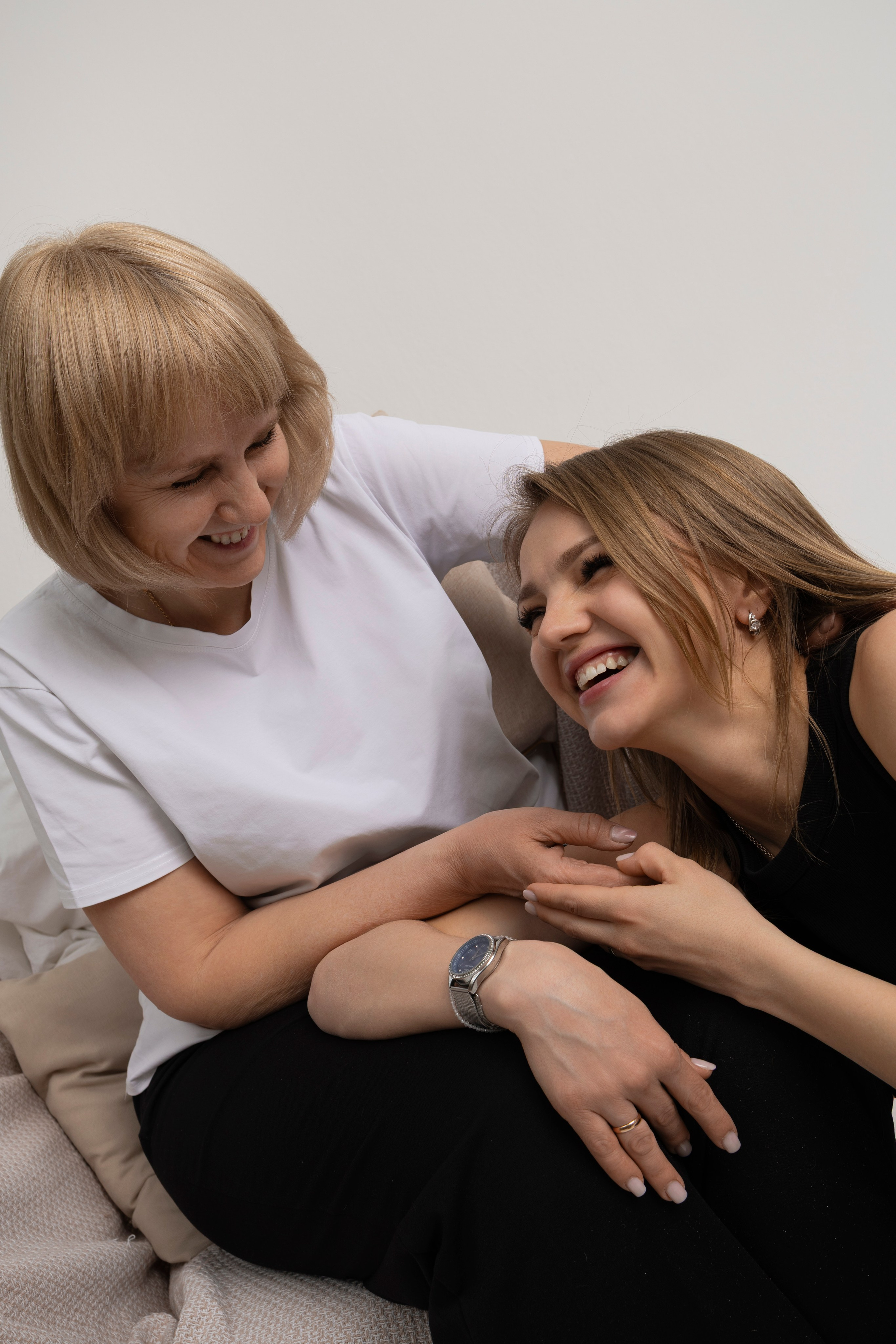 В маминых объятиях…). Портретный, семейный фотограф в Санкт-Петербурге и Ленинградской области Виктория Соловьёва