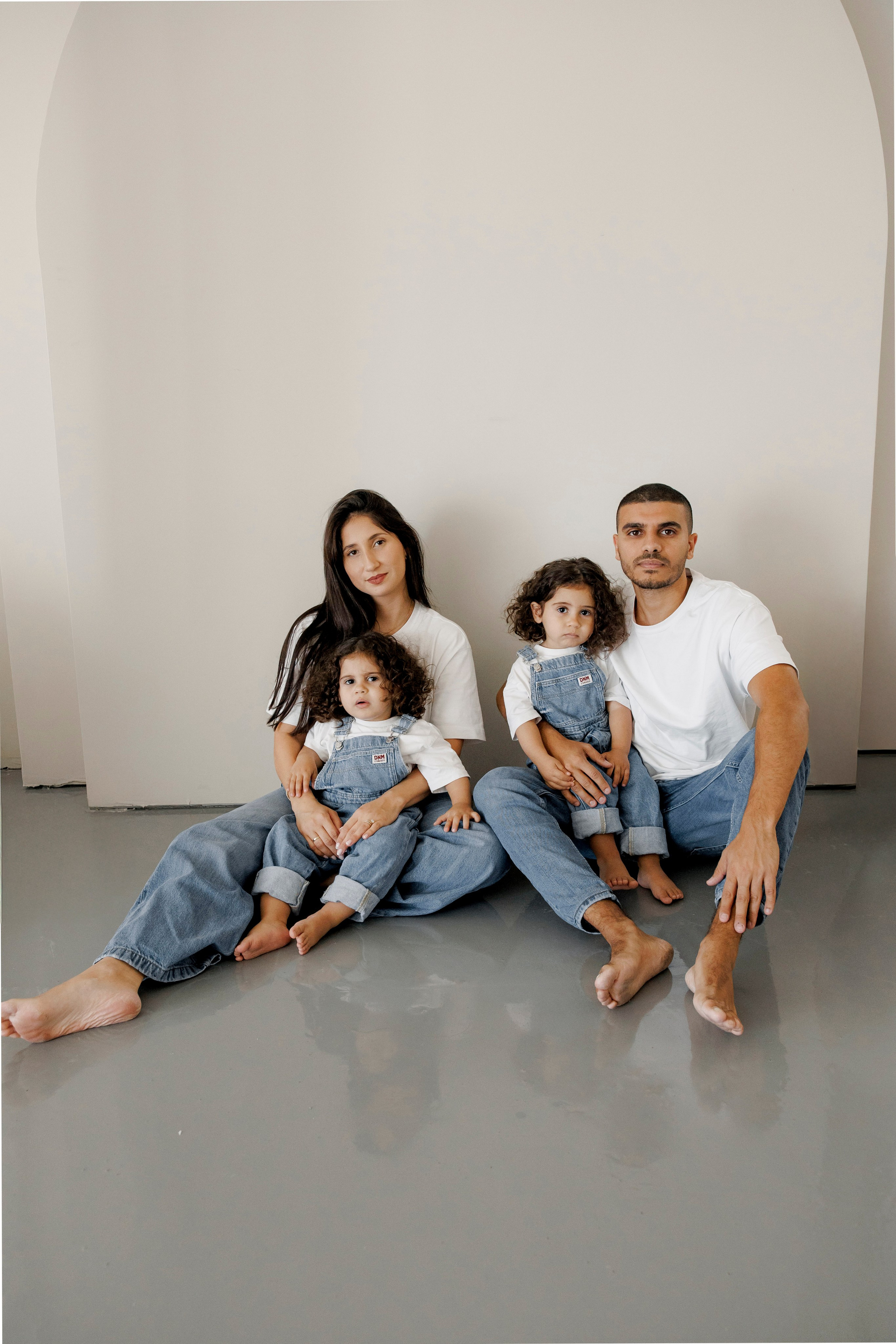 Family photoshoot inside the studio in Hadera. Wedding and family photographer