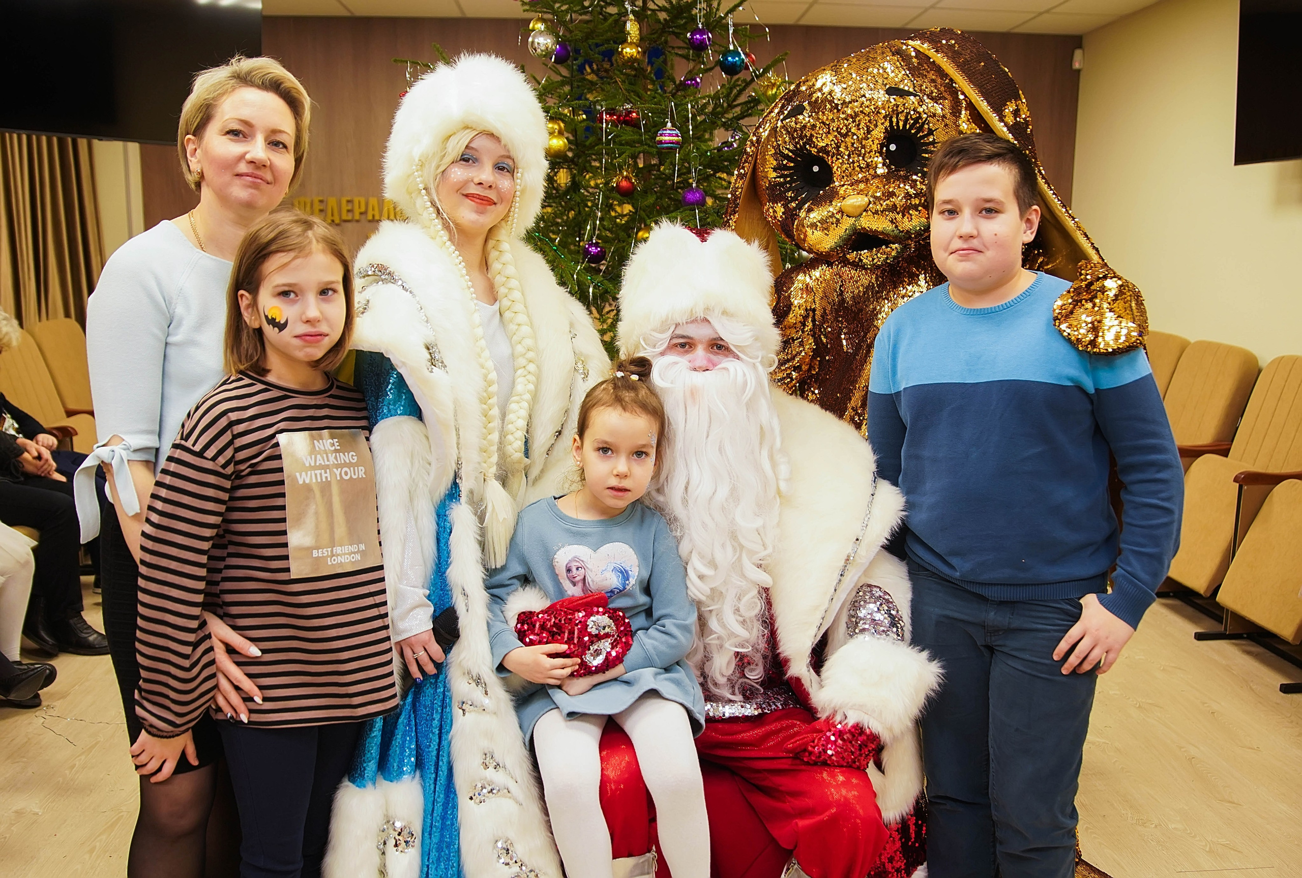 Елка НБД банк. Семейный и детский фотограф в Нижнем Новгороде
