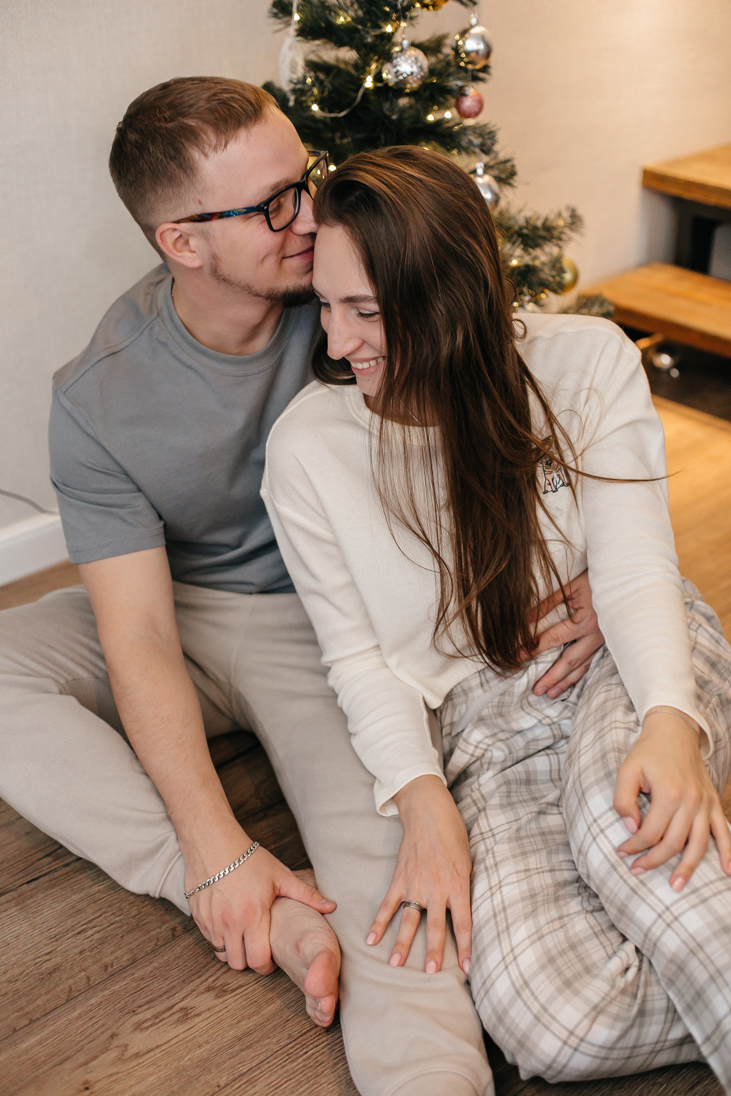 Где-то снежные дремлют метели, В ожидании праздничных чудес. Душевный фотограф Ваших самых ярких событий Марина Погребняк