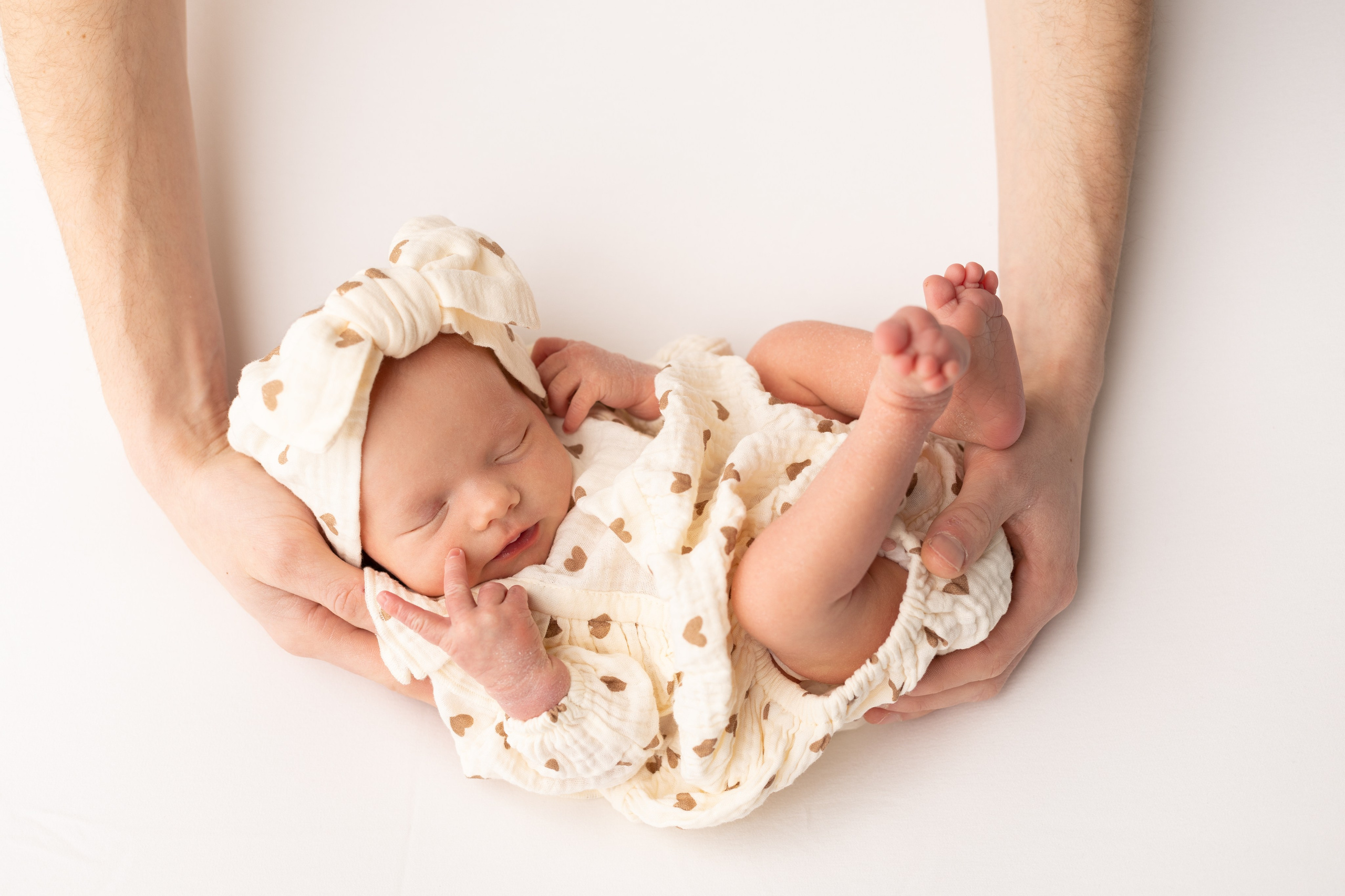 Фотосессия новорожденного в натуральном стиле. Фотограф новорожденных, детский фотограф в г. Оренбурге Екатерина Козлова