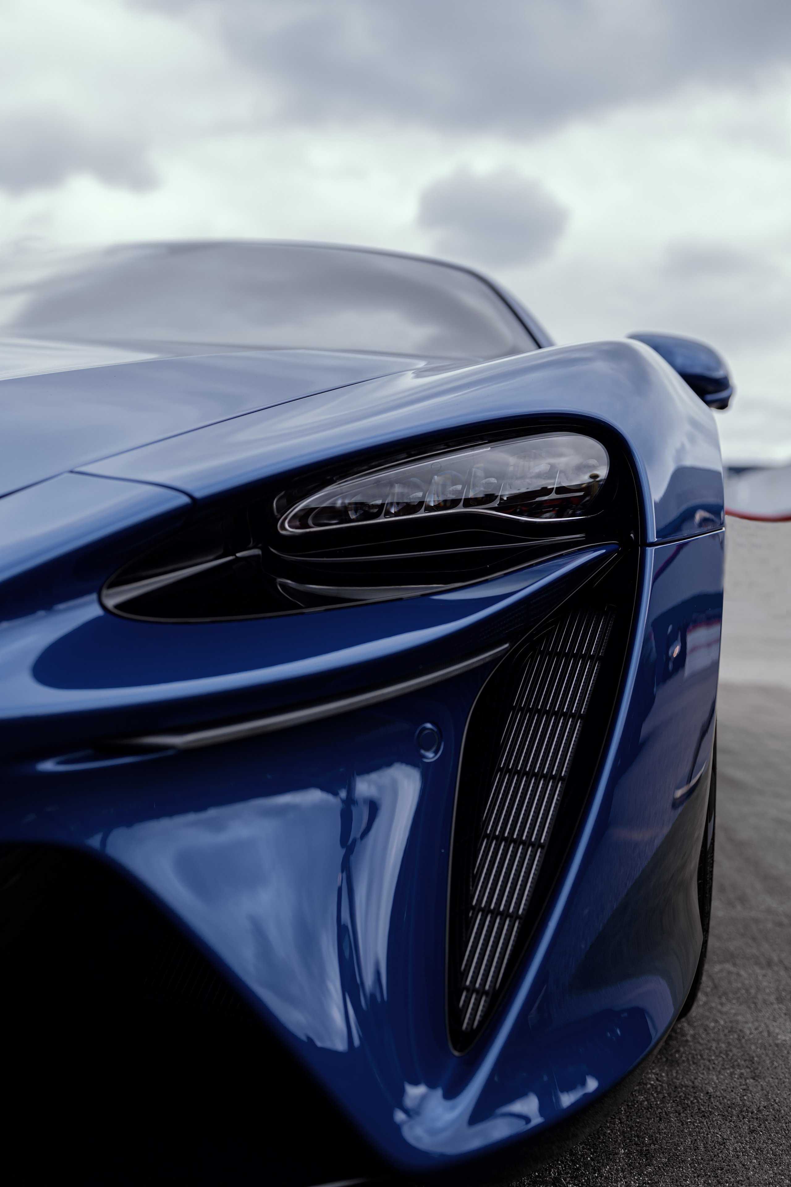 Автомобили