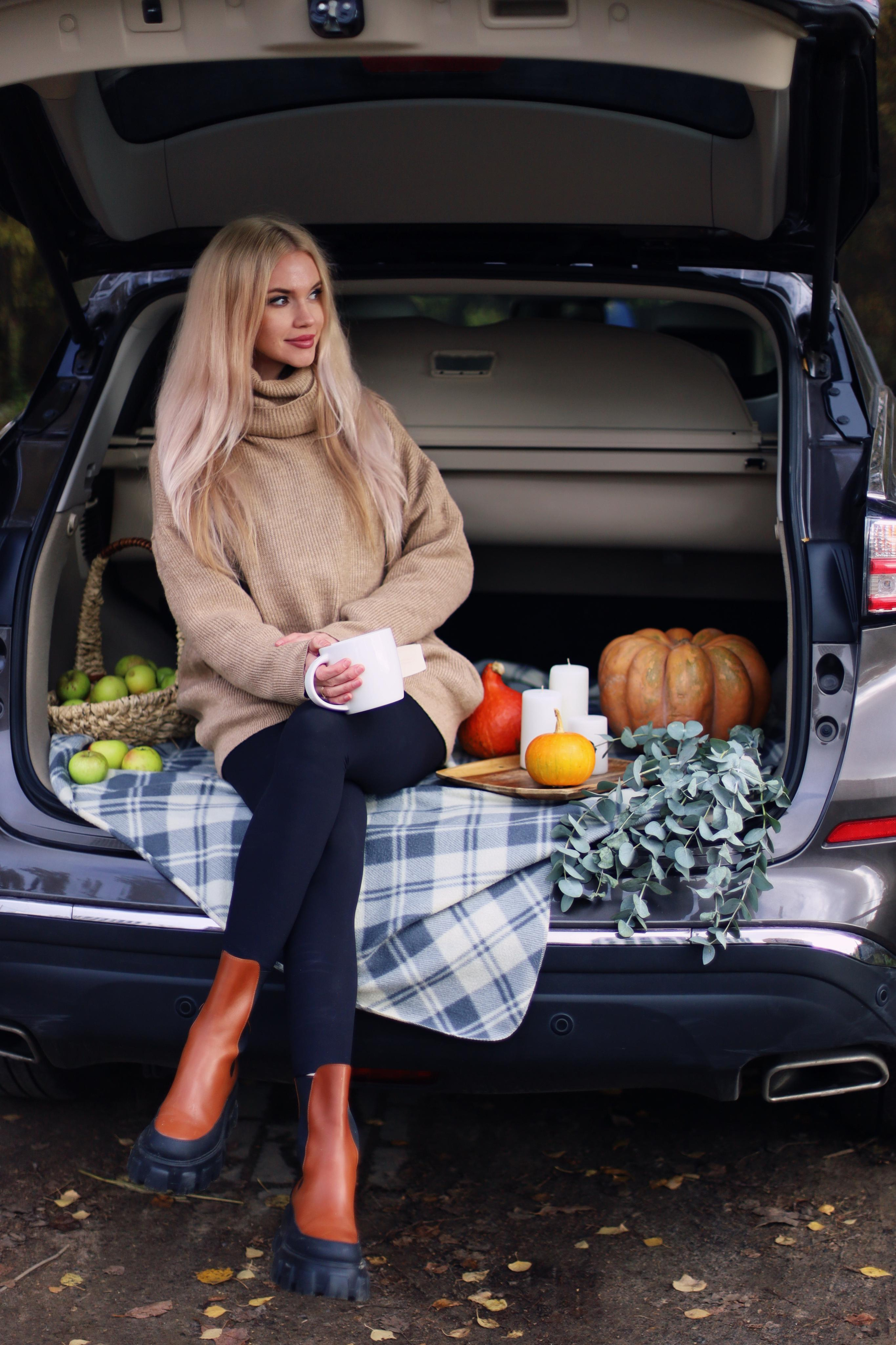 Алена (осенняя). Фотограф