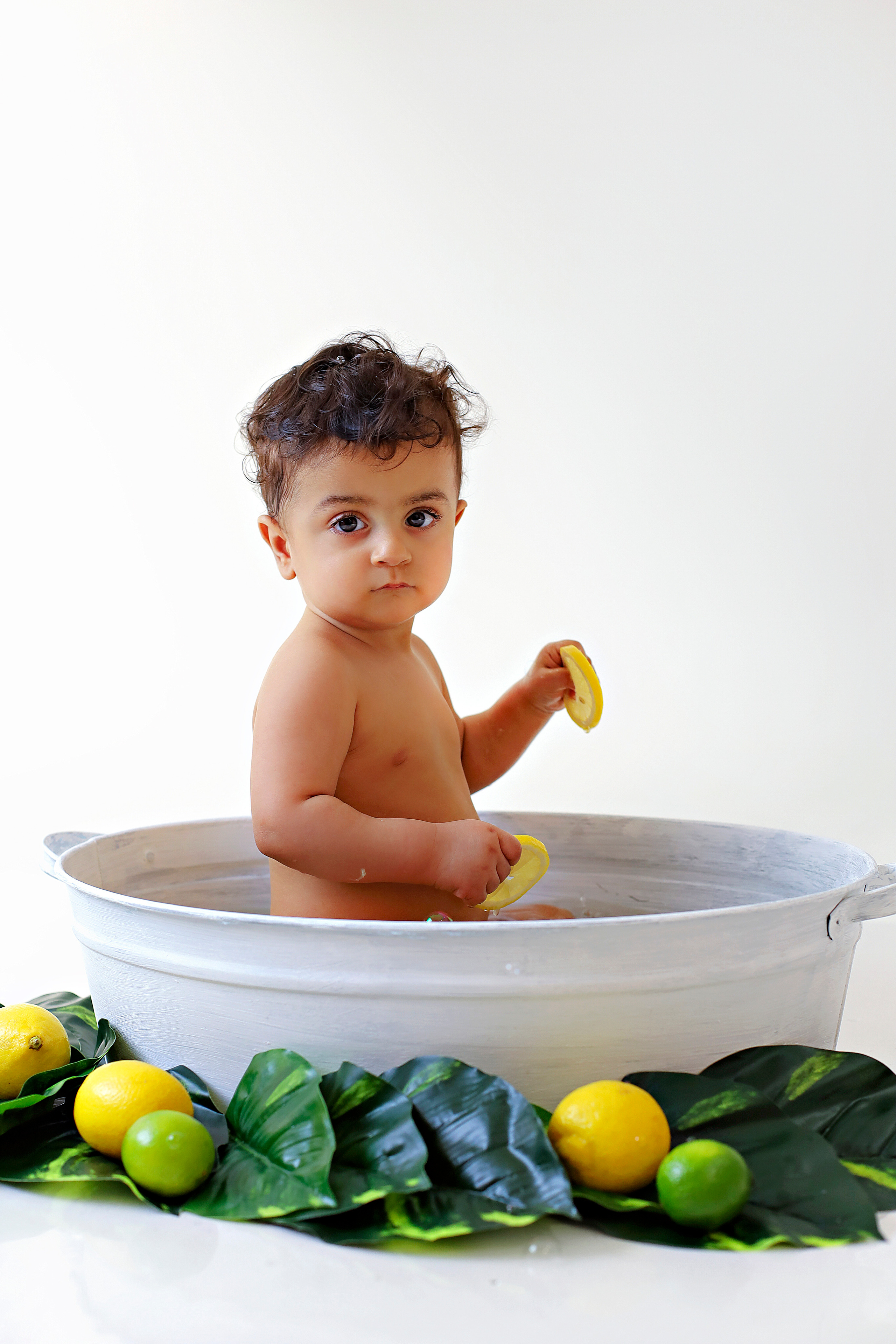 Малыши. Фотограф