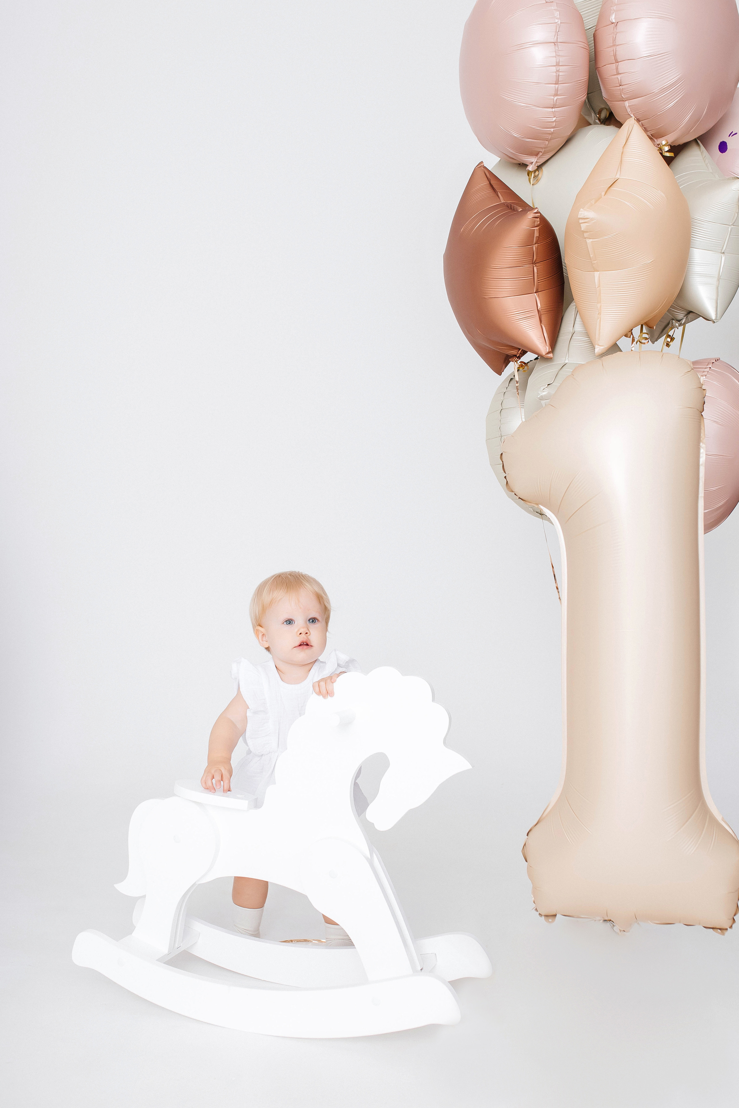 Катя 1 годик. Фотограф