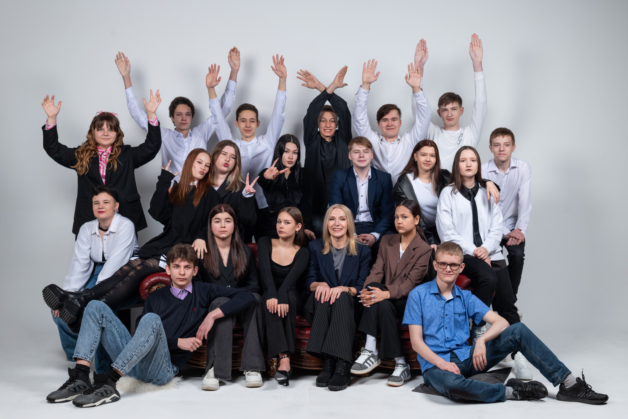 Выпускные альбомы для старшеклассников. Фотовидео.рус