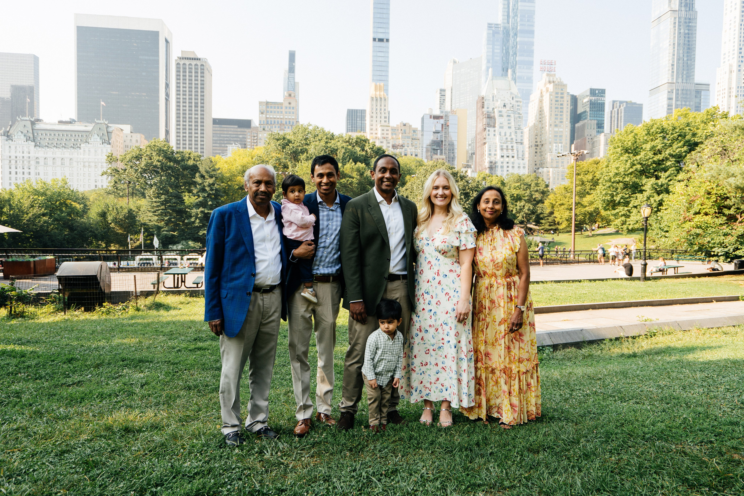Family in New York City photo shoot. New York photographer RINAT SHAHMETOV in New York city