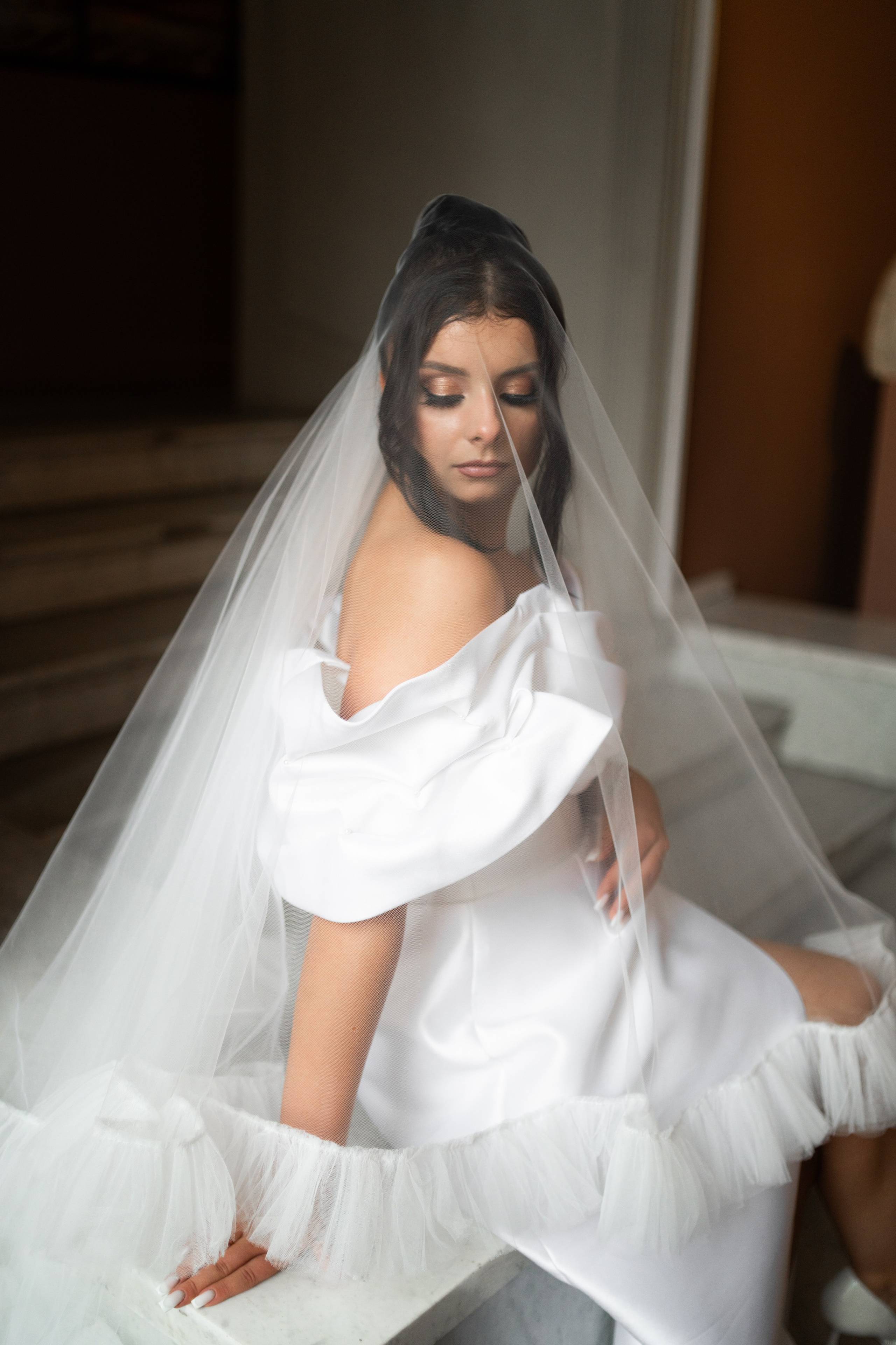 Сборы в отеле Индиго, съемка в Академии художеств, роспись во дворце бракосочетания№ 2 и банкет Нева Холл. Свадебный фотограф Александр Невский в Санкт-Петербурге