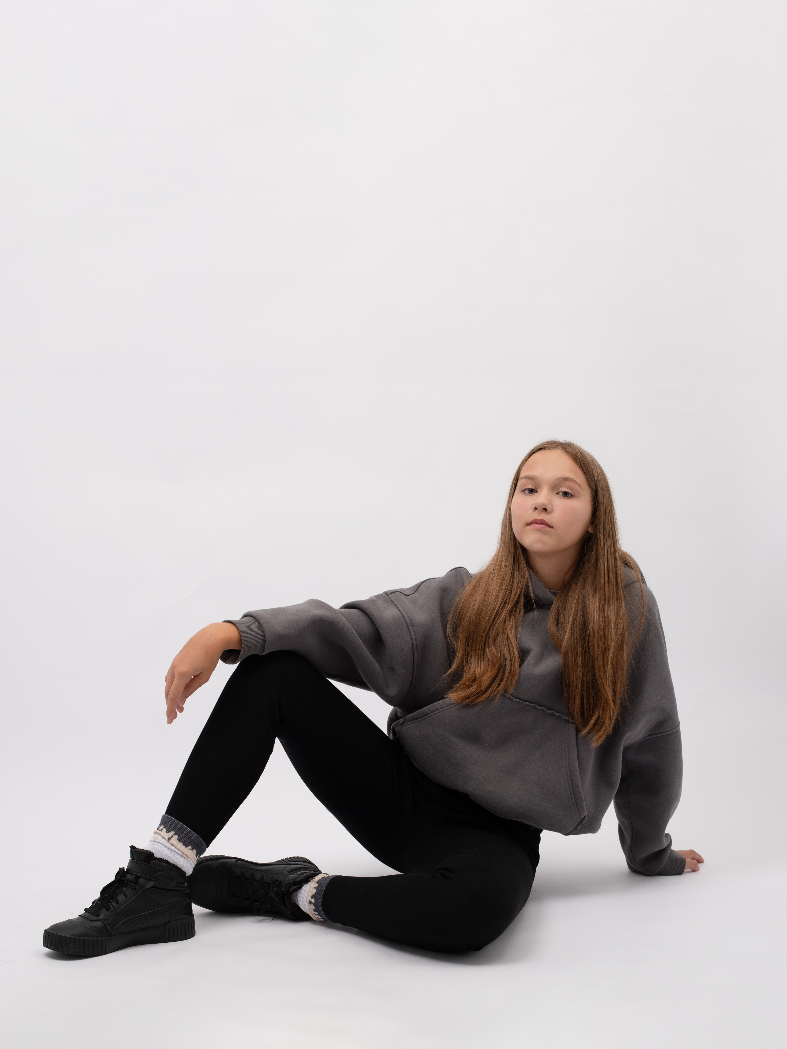 Утепленные лосины. Фотостудия предметной и модельной съёмки для маркетплейсов